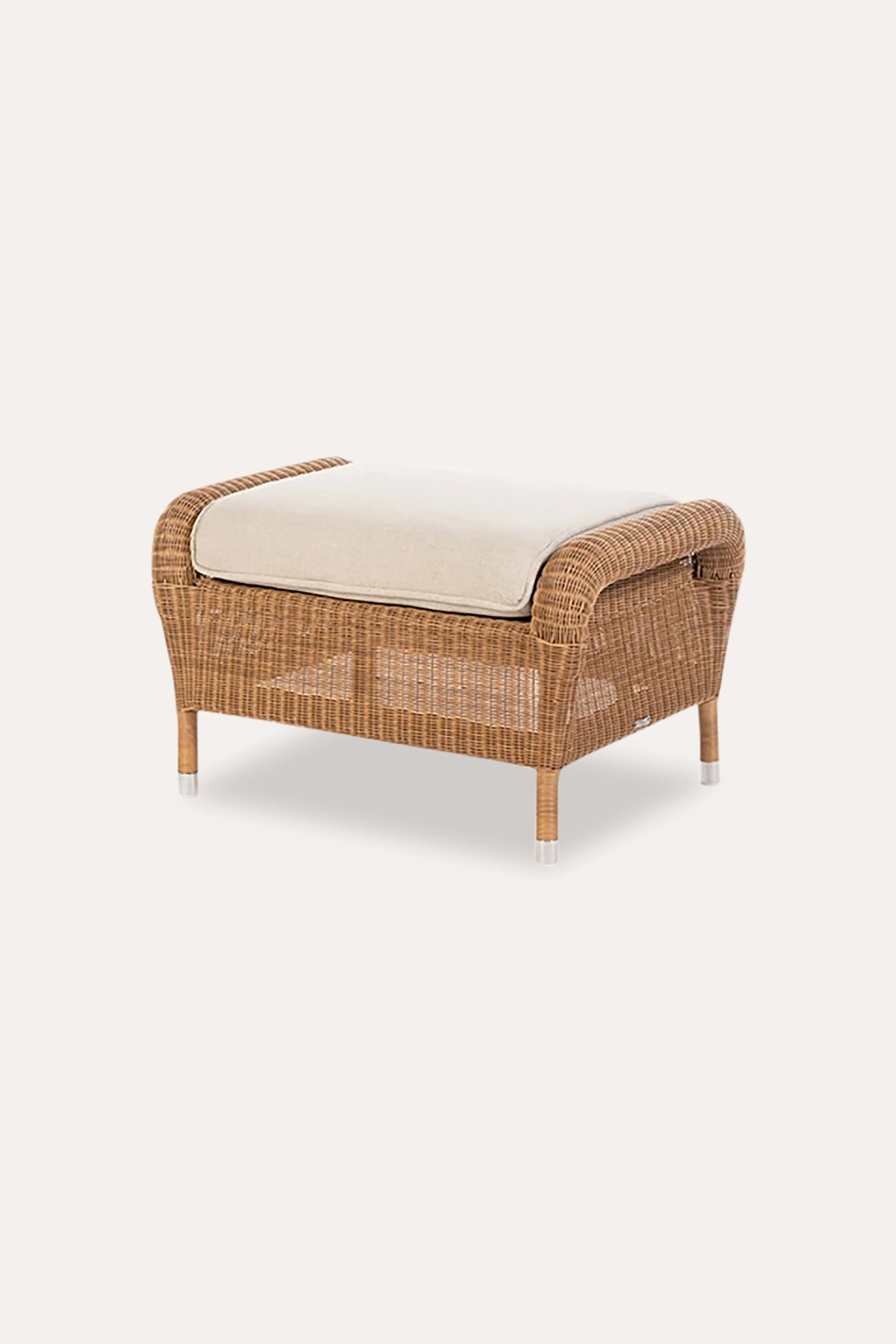 aspect1x1__vincentsheppard-riviera-footrest-honey-1080x1440.jpg