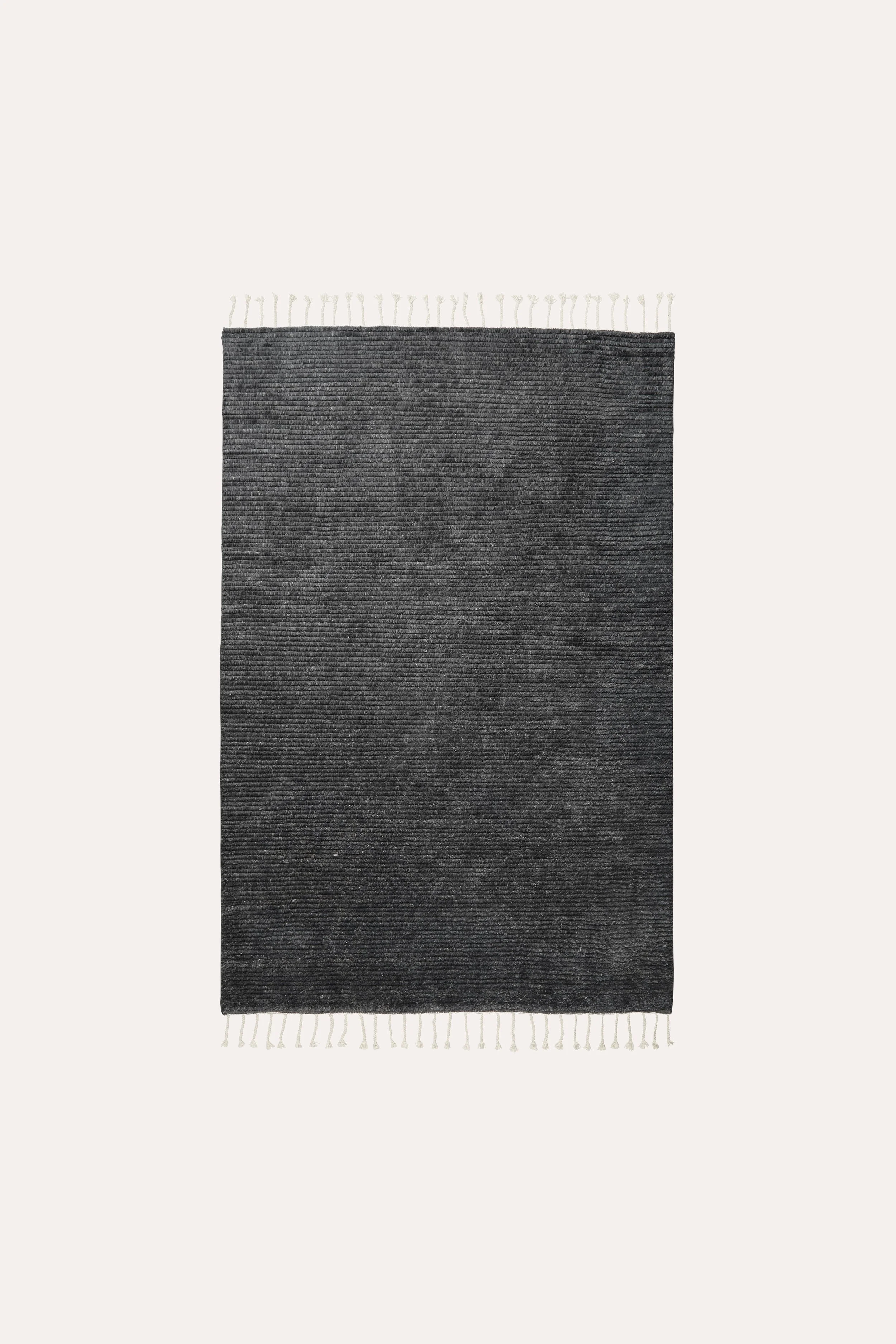 Armadillo_Rugs_ClassicCollection_Malawi_Graphite_TopShot.jpg
