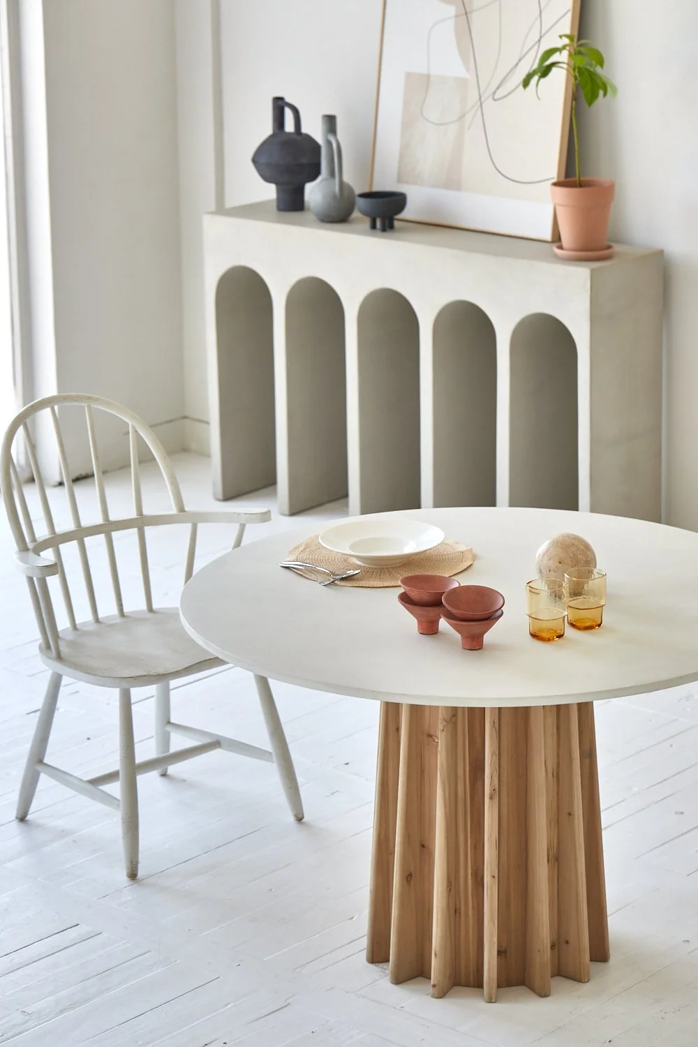 RAW_A2298-01_LOSHAR_DININGTABLE_03.jpg