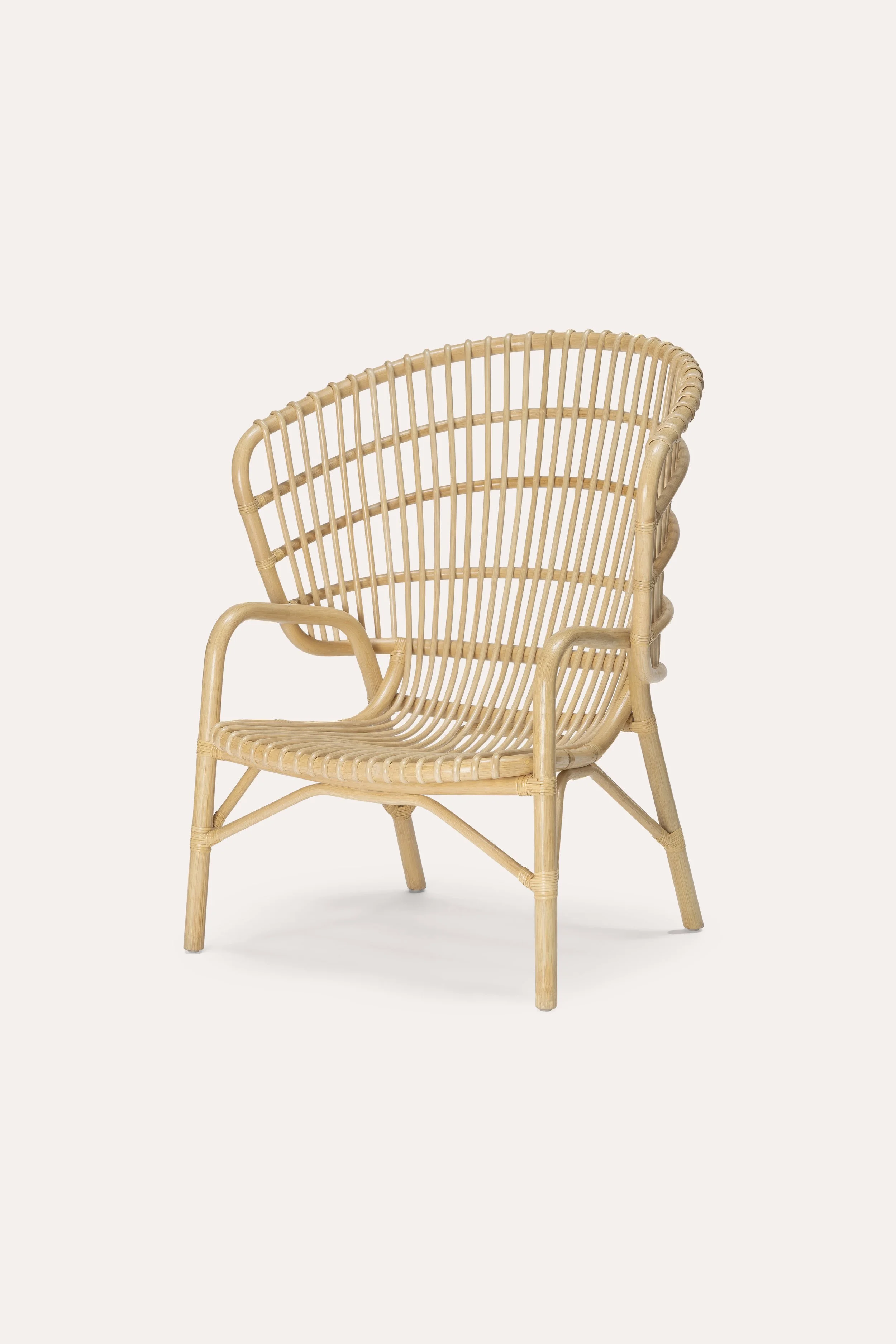 tembo_natural_rattan_02.jpg