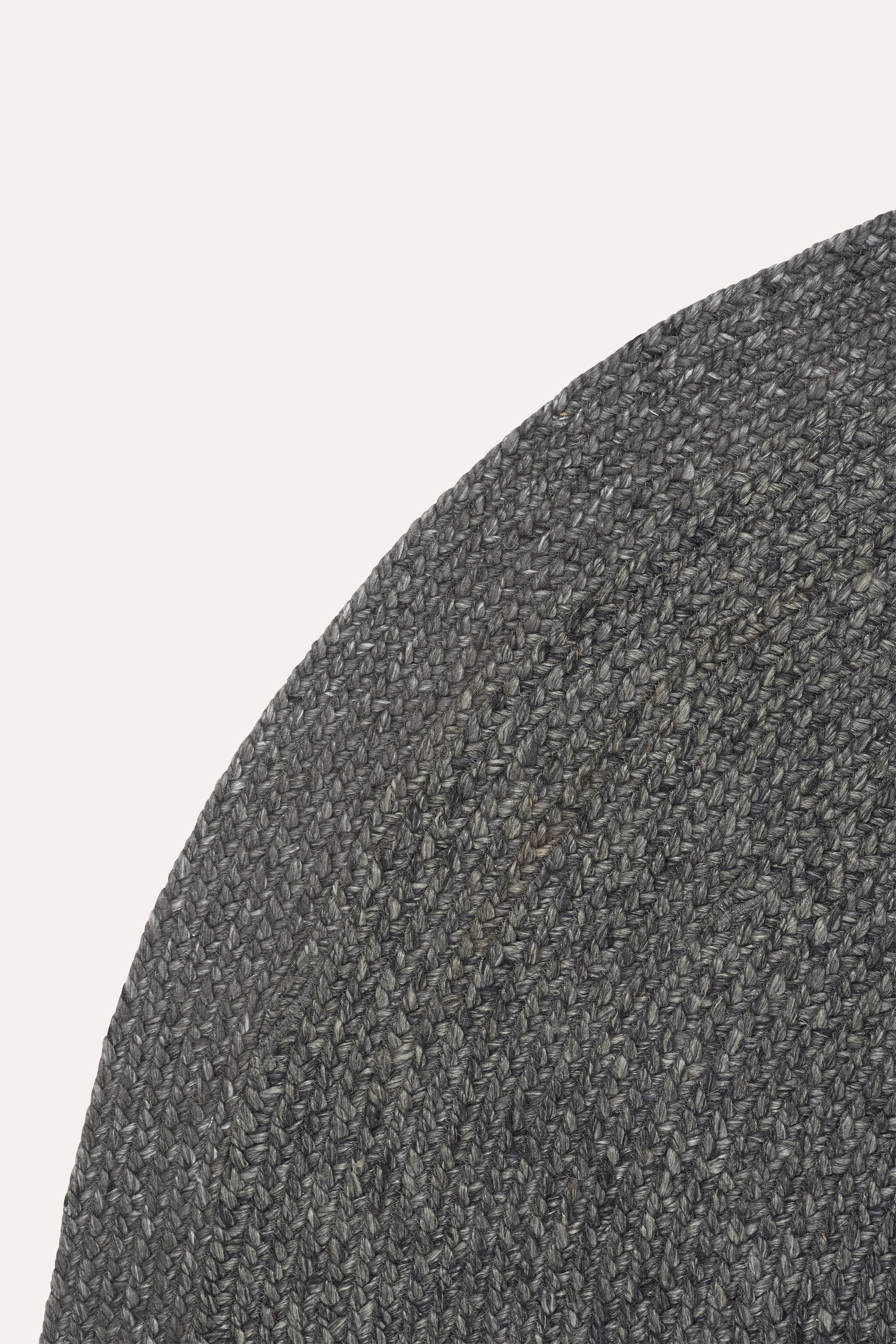 Armadillo_Rugs_Braid_Charcoal_Corner.jpg