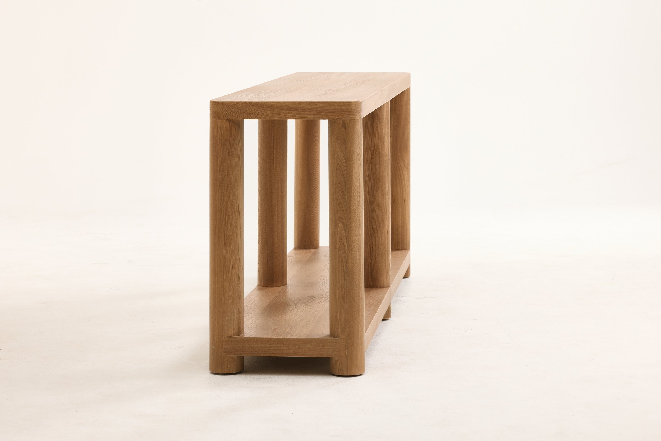 E-03246-000 Console 3.jpg