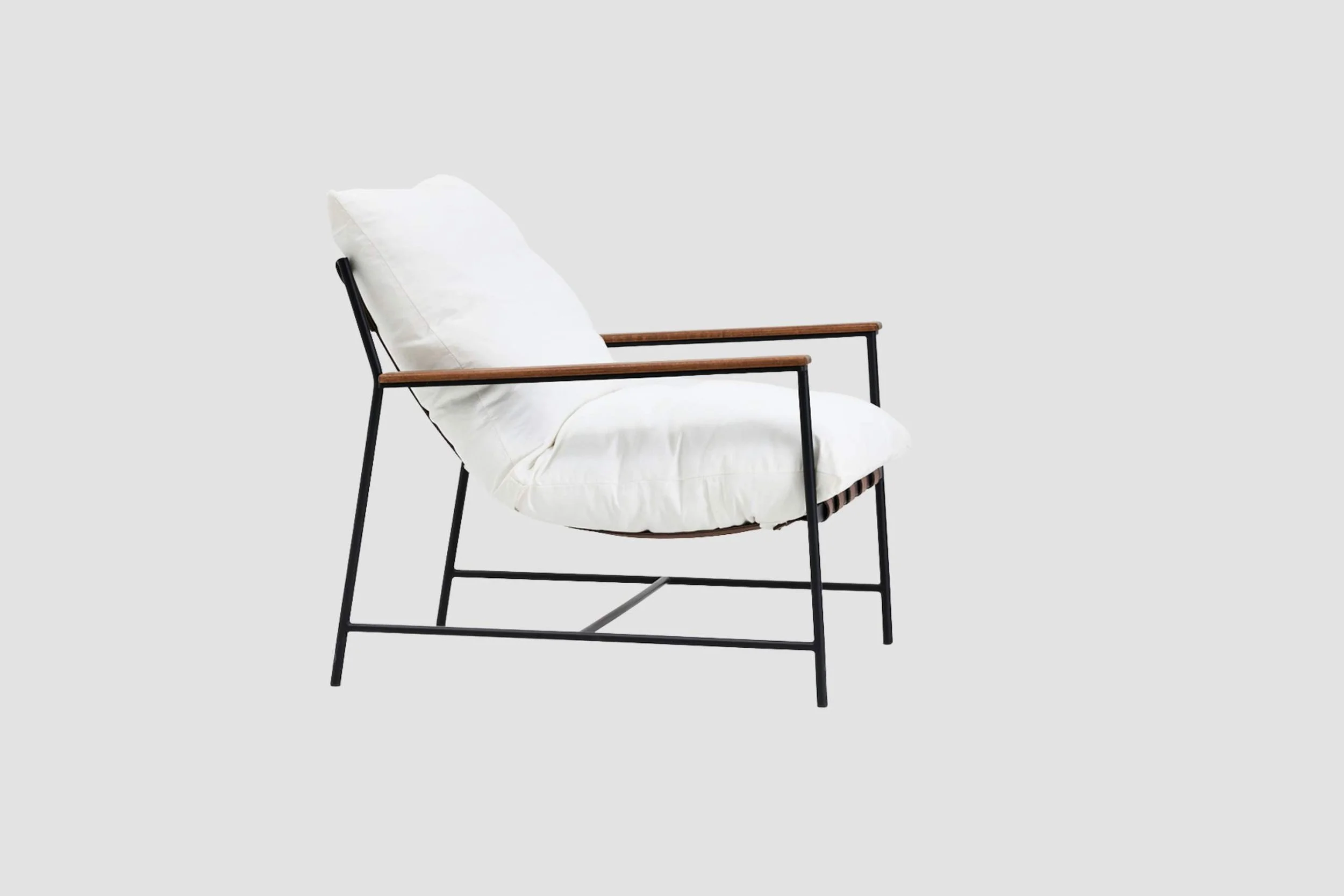 Foz Armchair3.jpg