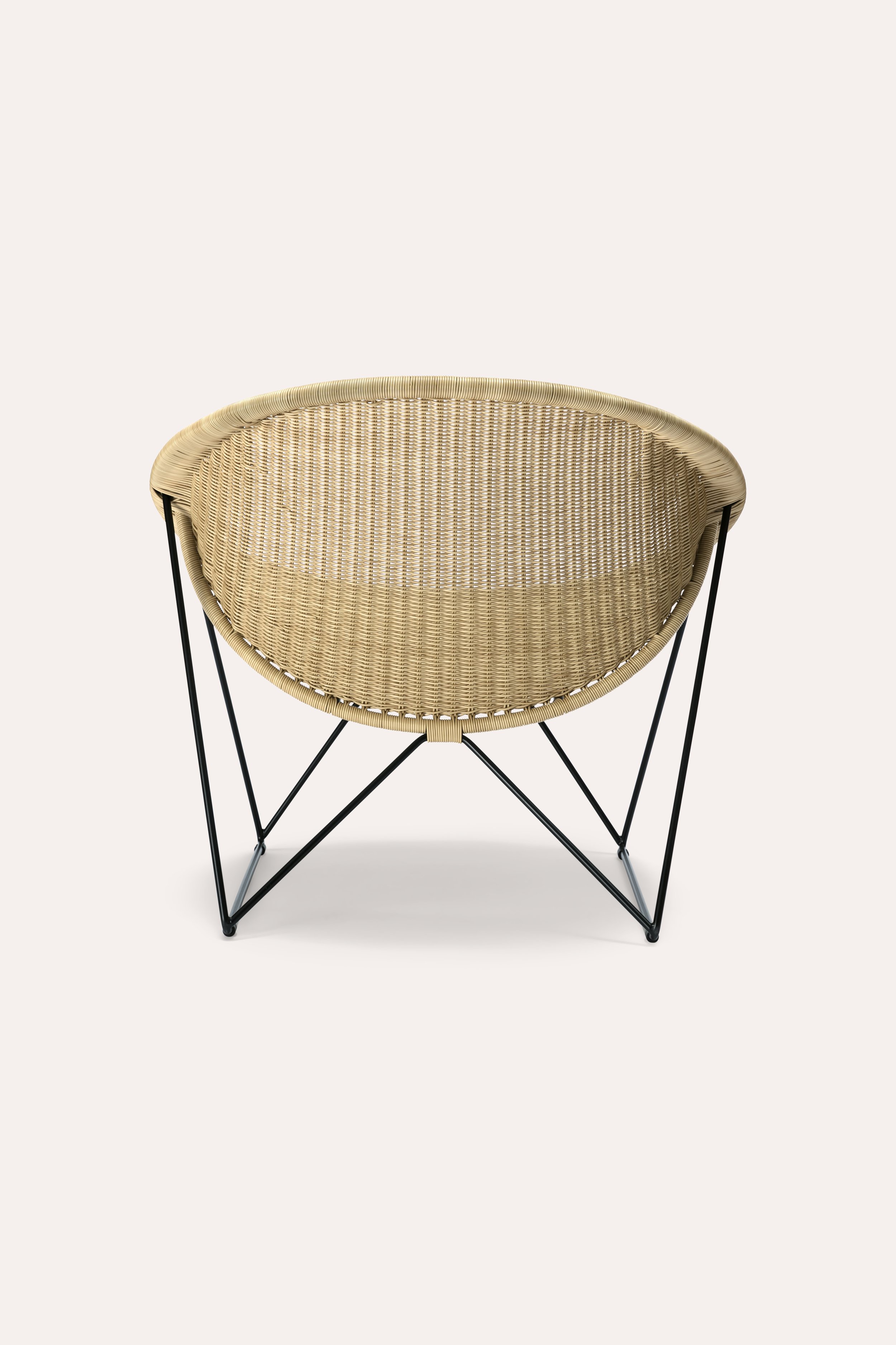 C317_black_wheat_polyethylene_back.jpg