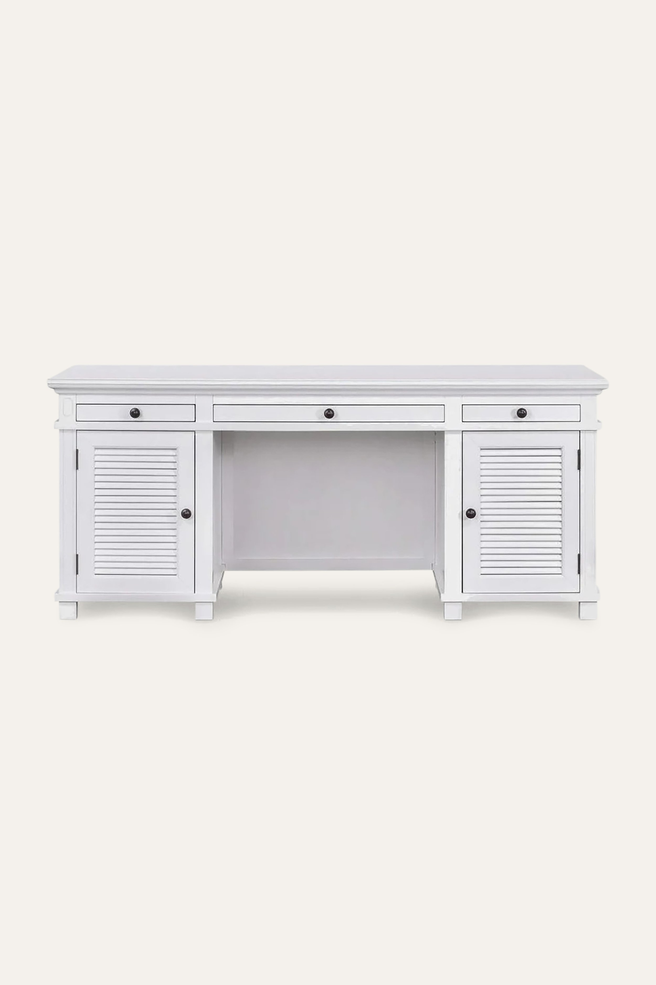 WEST_DESK_WEB_01.jpg