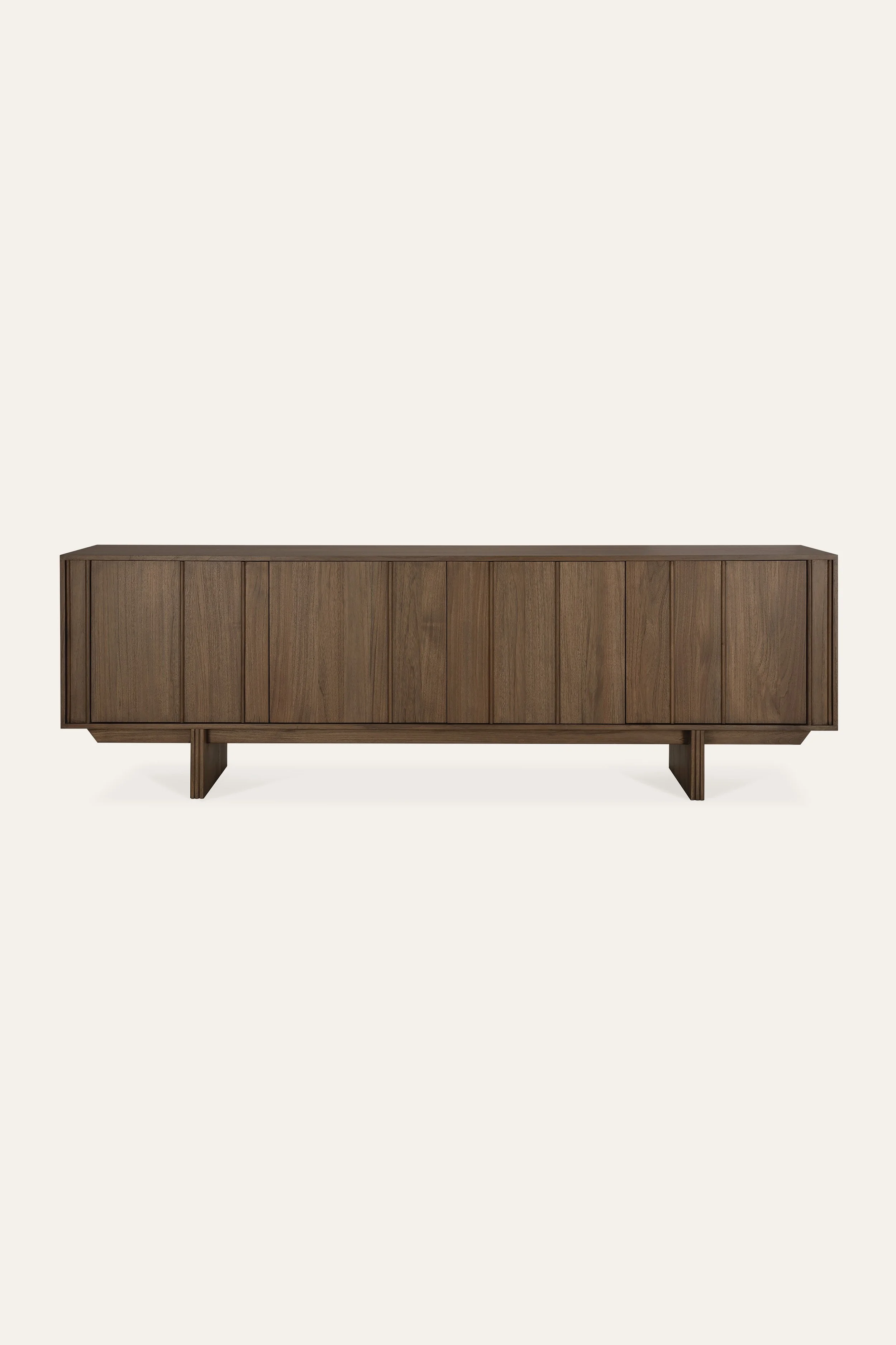 14323_Pillar_sideboard_varnsihed_teak_Wild_front_cut_HQ.jpg