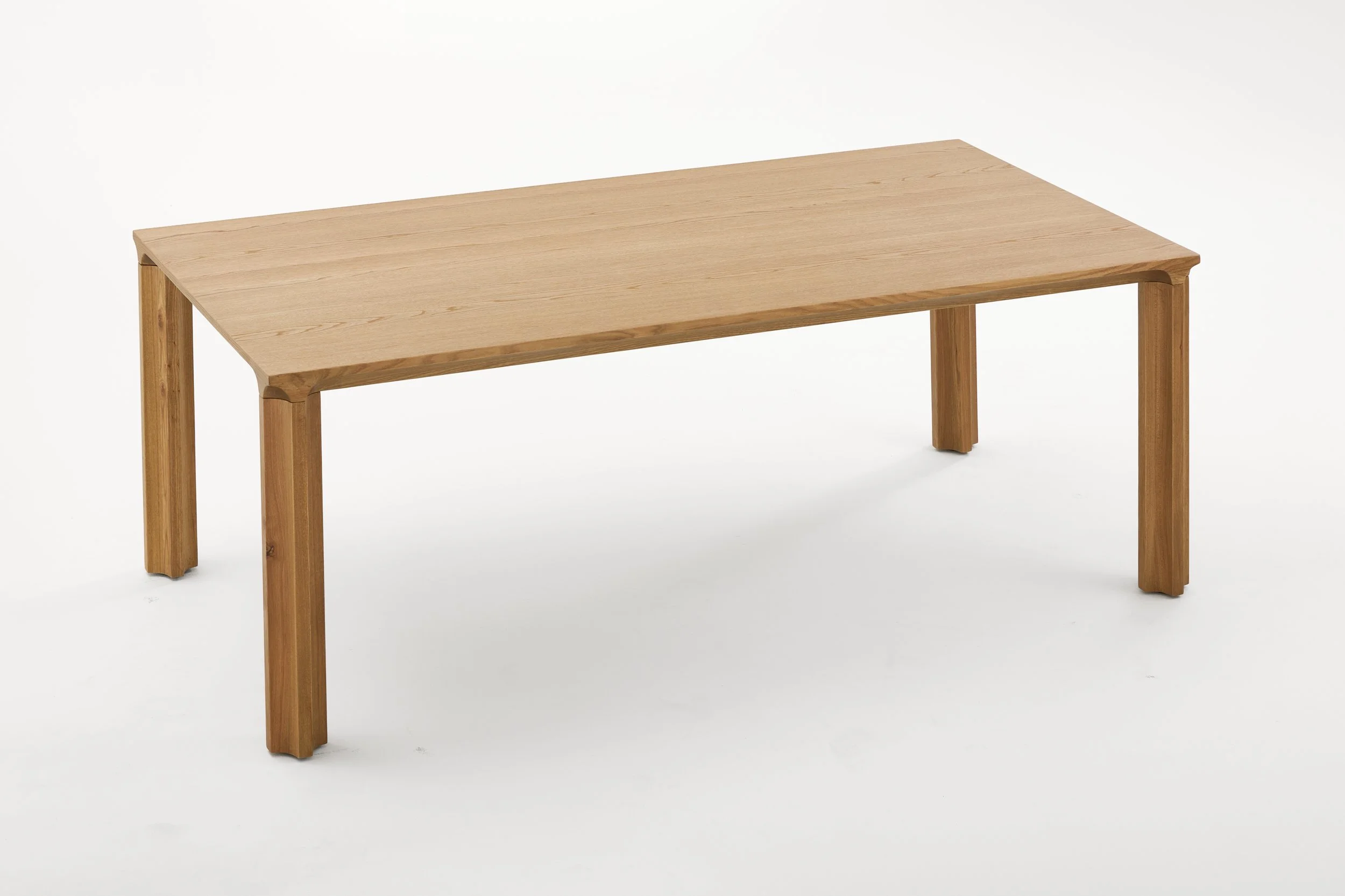 Flute 200 Dining Table