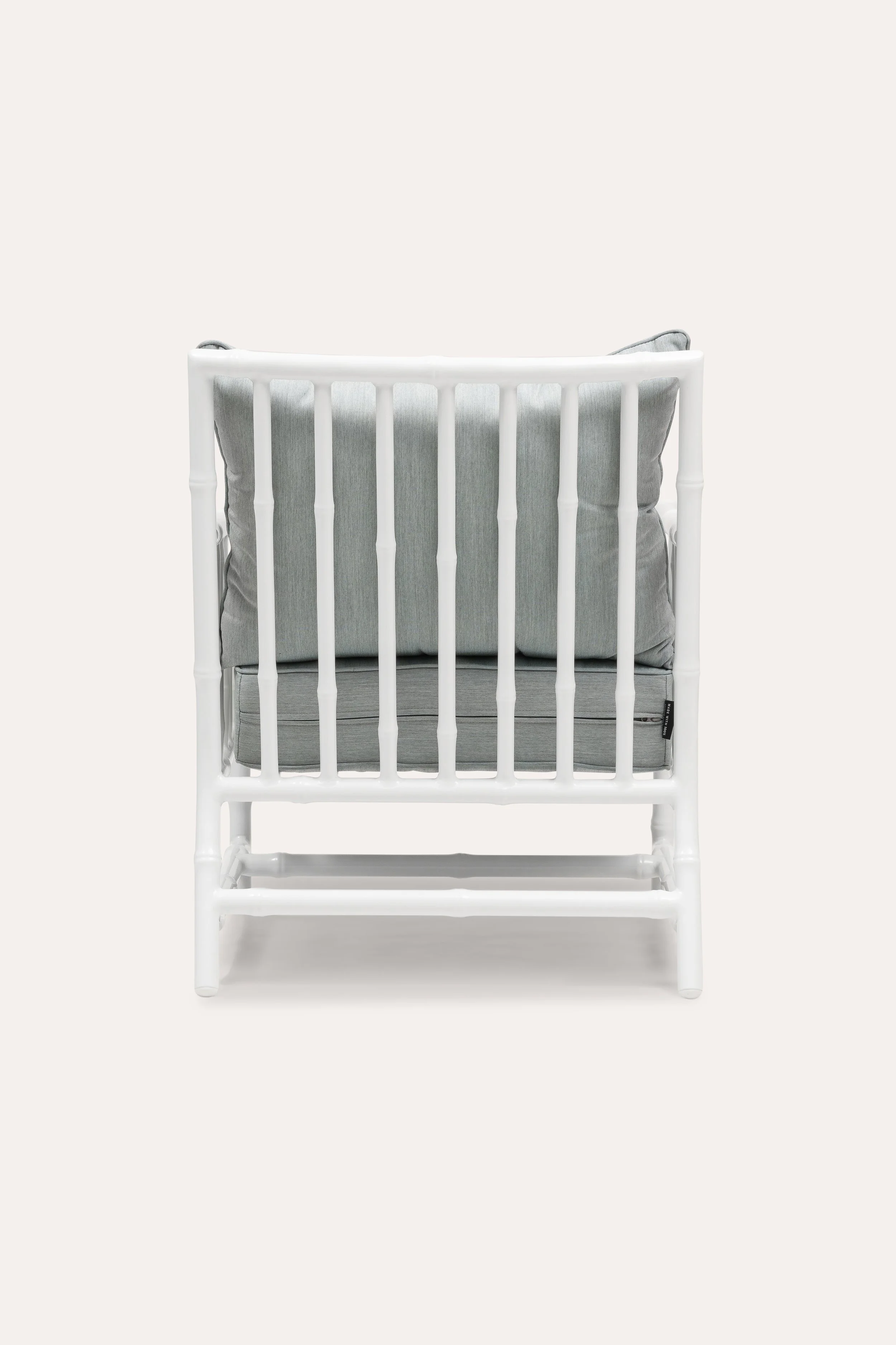 PACK_FOX-01_FOXYARMCHAIR_SEAFOAM_04.jpg