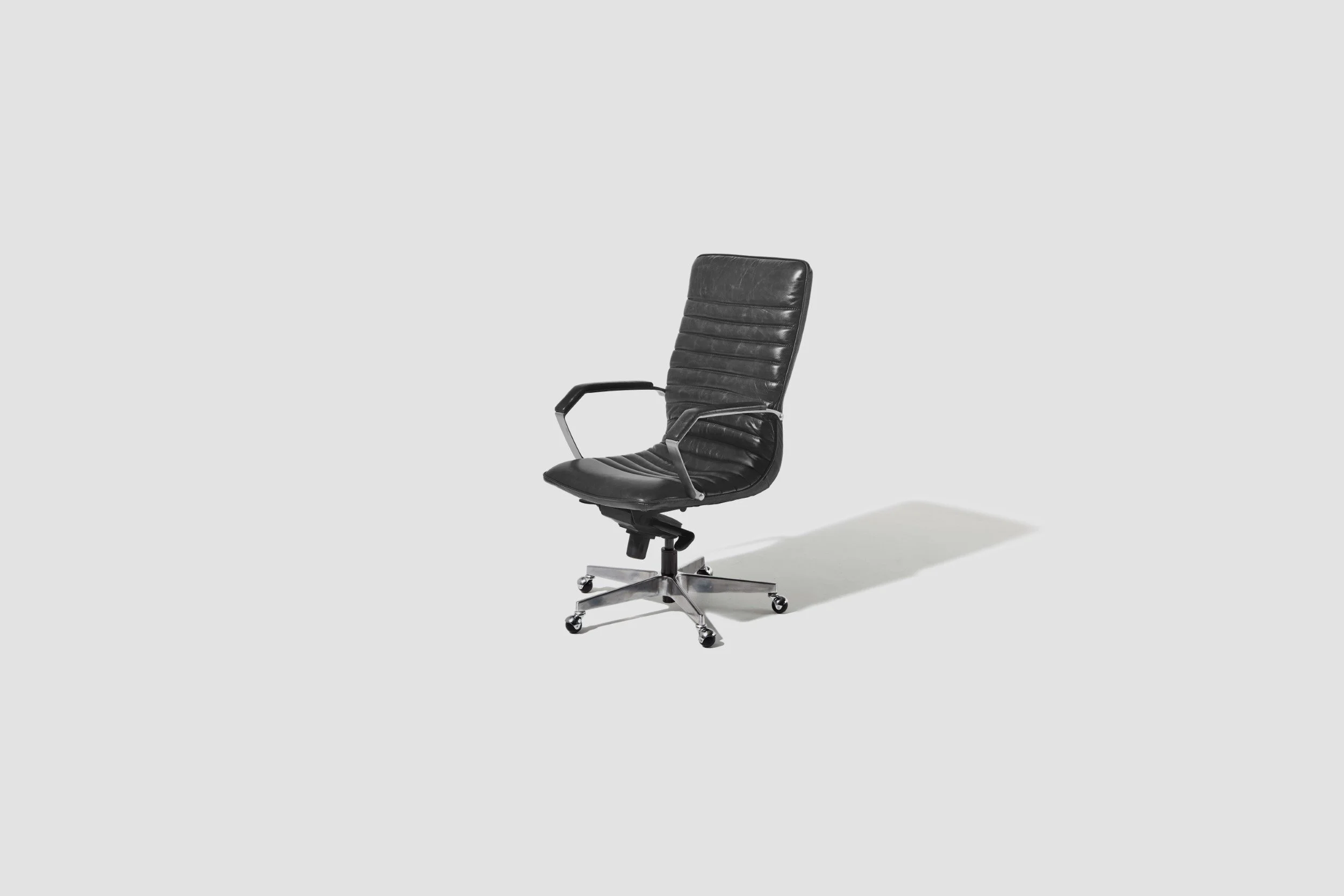 Manning_Exec_Chair_Isadora_Ocean_2.jpg