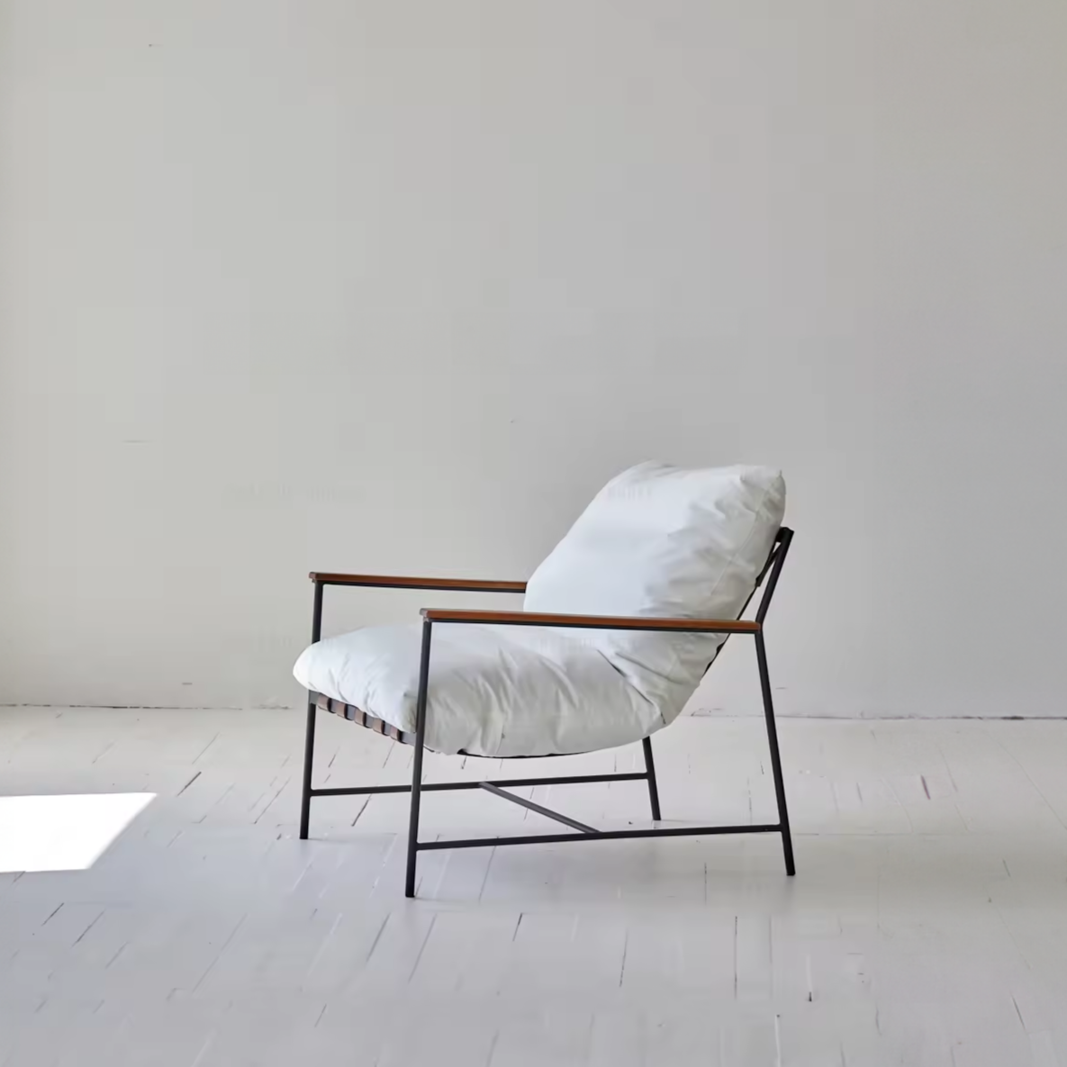 Foz Armchair