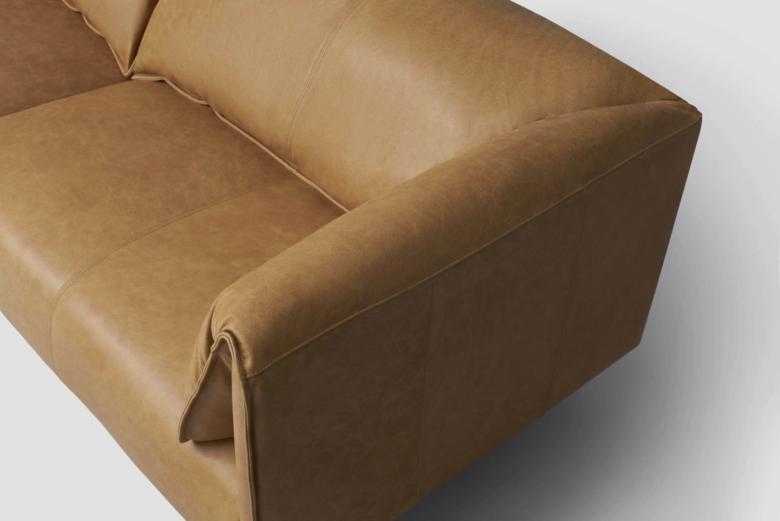 Arlie_3STR_Sofa_Commonwealth_Cork_5.jpg