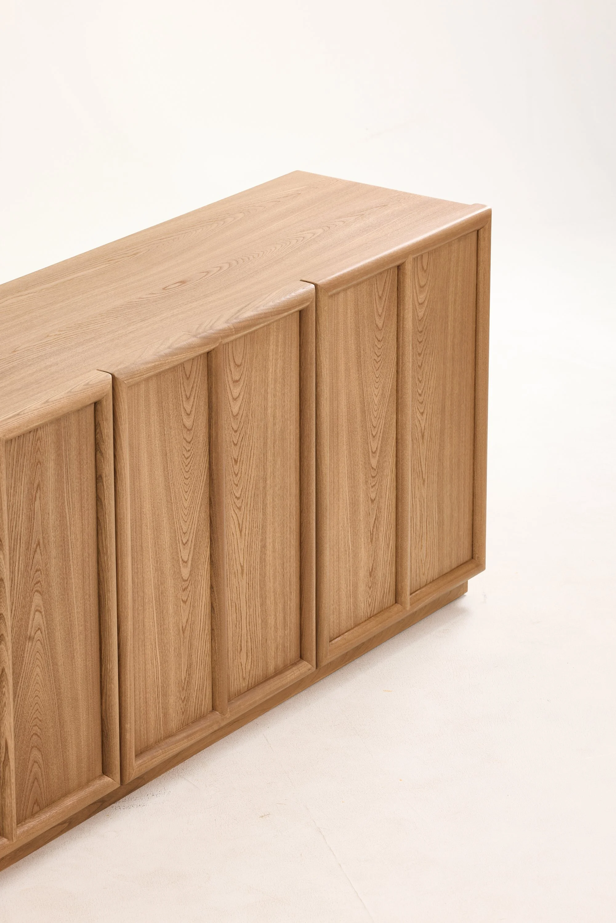 E-03248-001 2204578 3.jpg