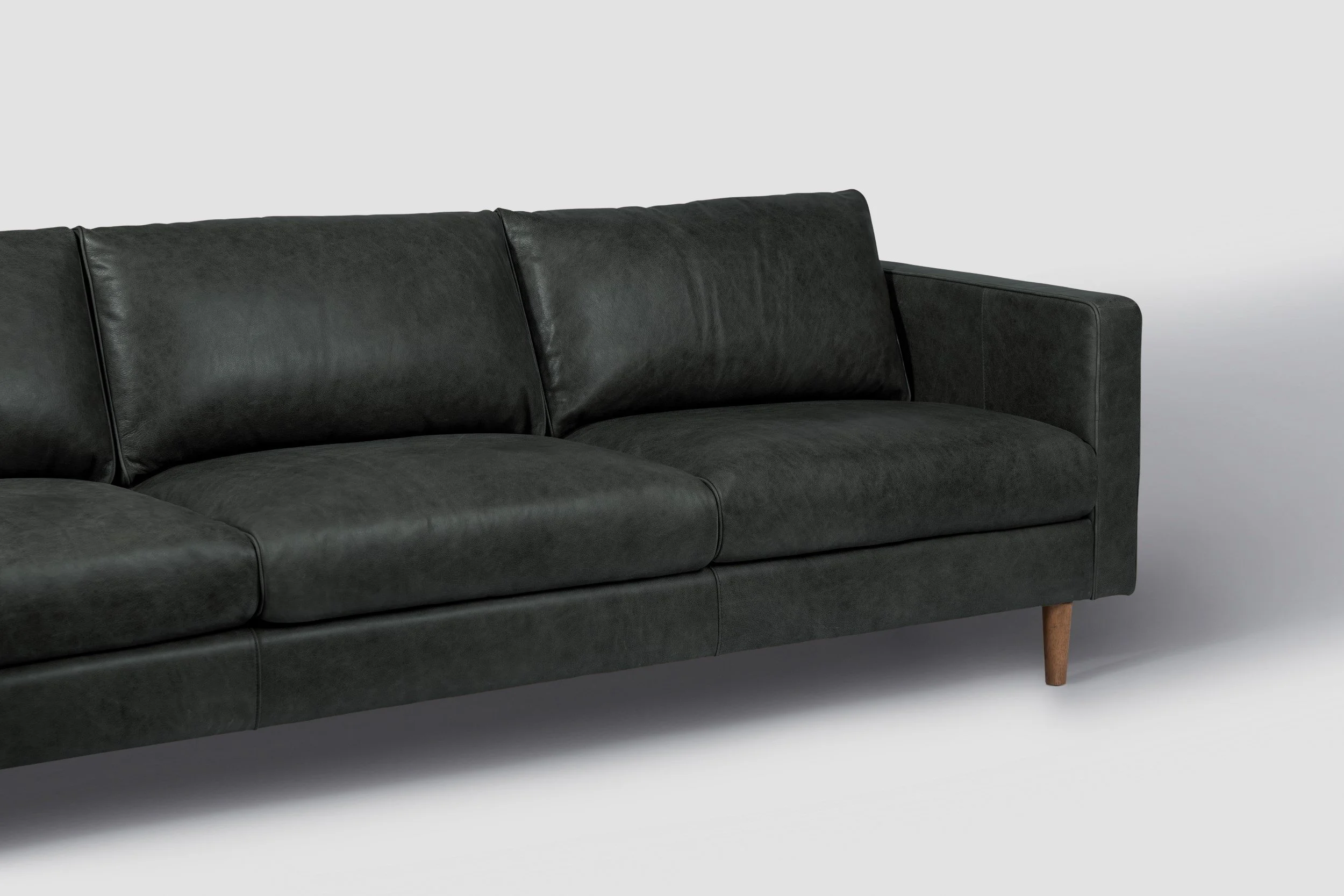 Nillie_Sofa_Vida_Evergreen_2.jpg