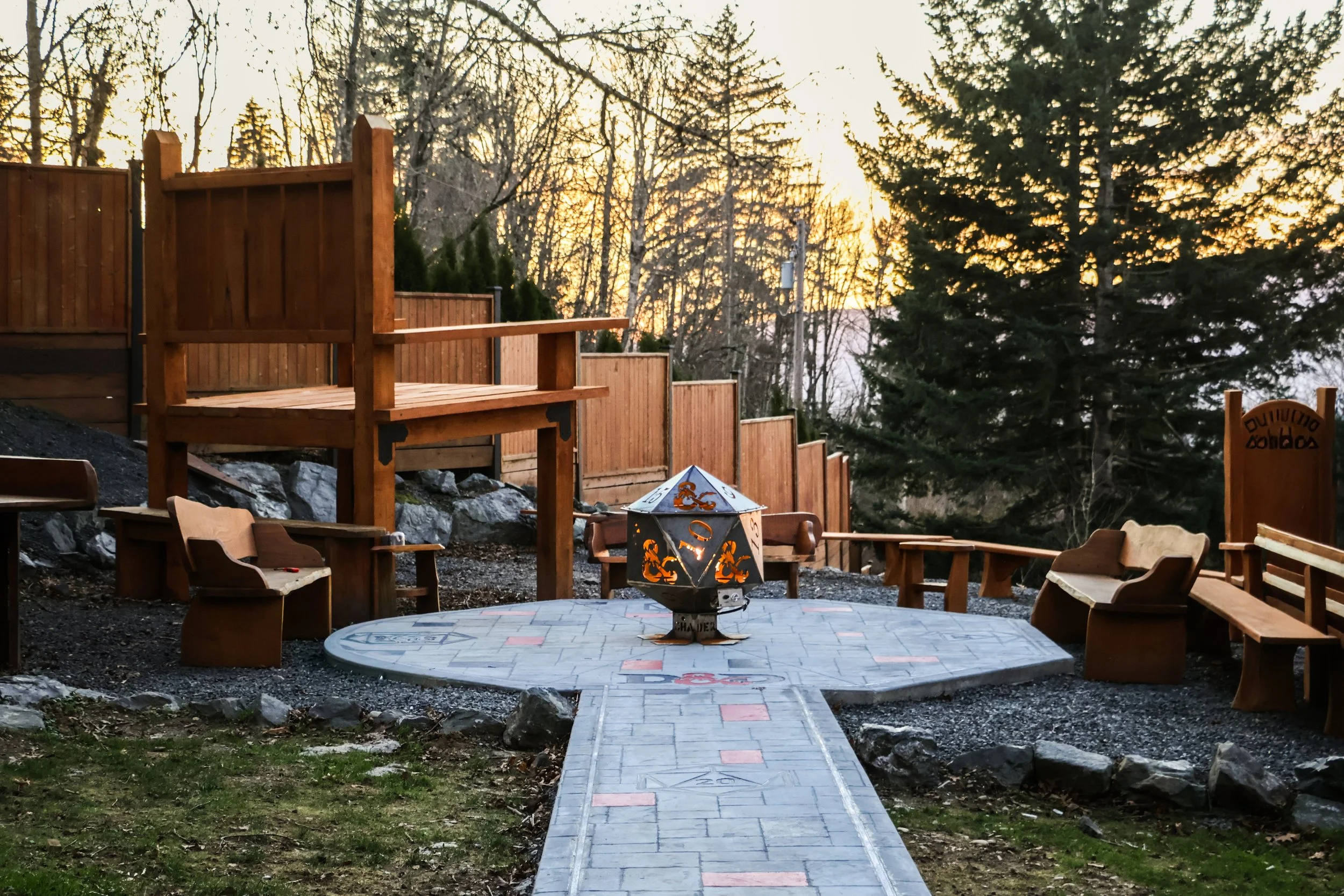 Air DND Exterior D20 Fire Pit