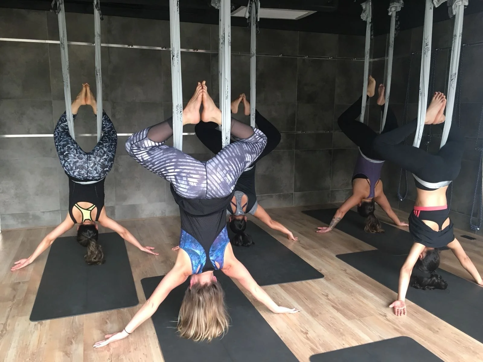 Antigravity® Decompression 反重力——減壓瑜伽