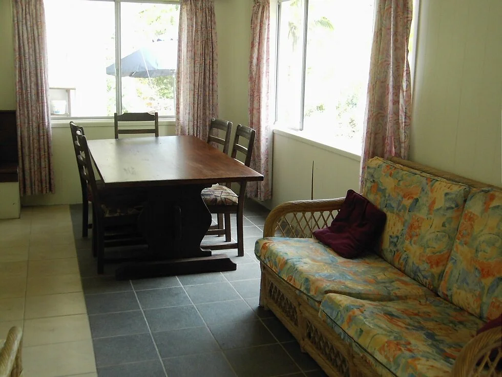 PIC00009 (3)red30.jpeg