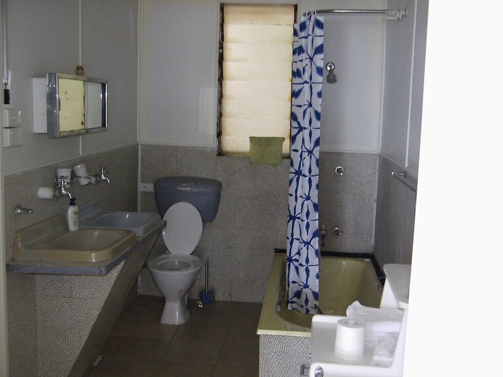 PIC00013 (3)red30.jpeg