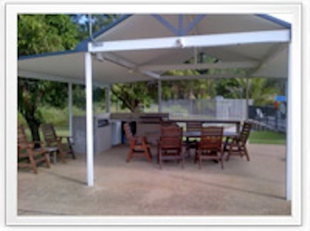 18 t-bbq-area-1.jpg