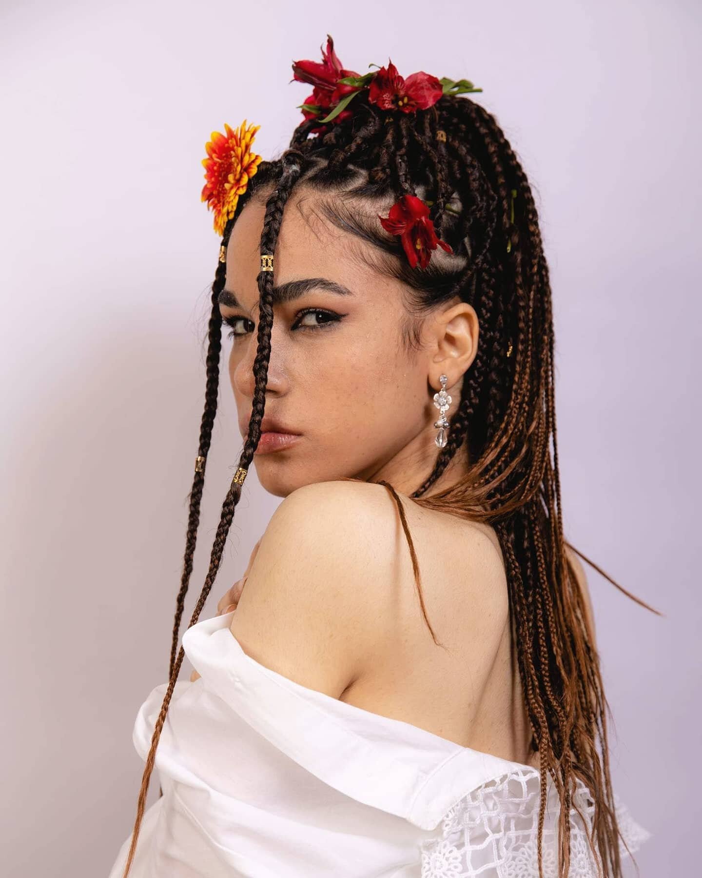 I swear I was wearing a shirt under but I had to hide it for the sake of the pic 😁😁 but I'm dressed 😂 just in case my brothers say anything 🤪
photographer- @mjmills93
.
.
.
.
.
.
.
.
.
.
.
.
.
.
.
.
.
#model #fashion #photography #love #style #in