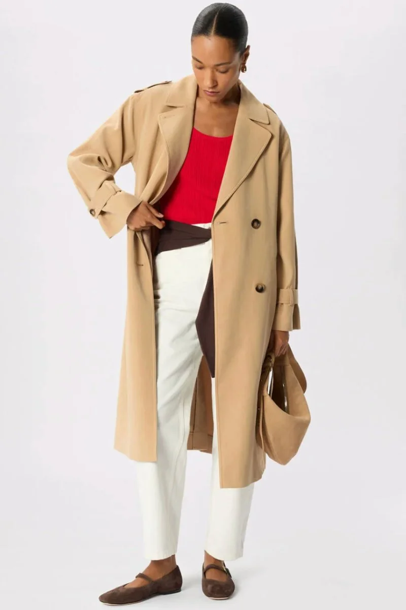 The Best Chic Trench Coats You Can Buy As A Petite Woman