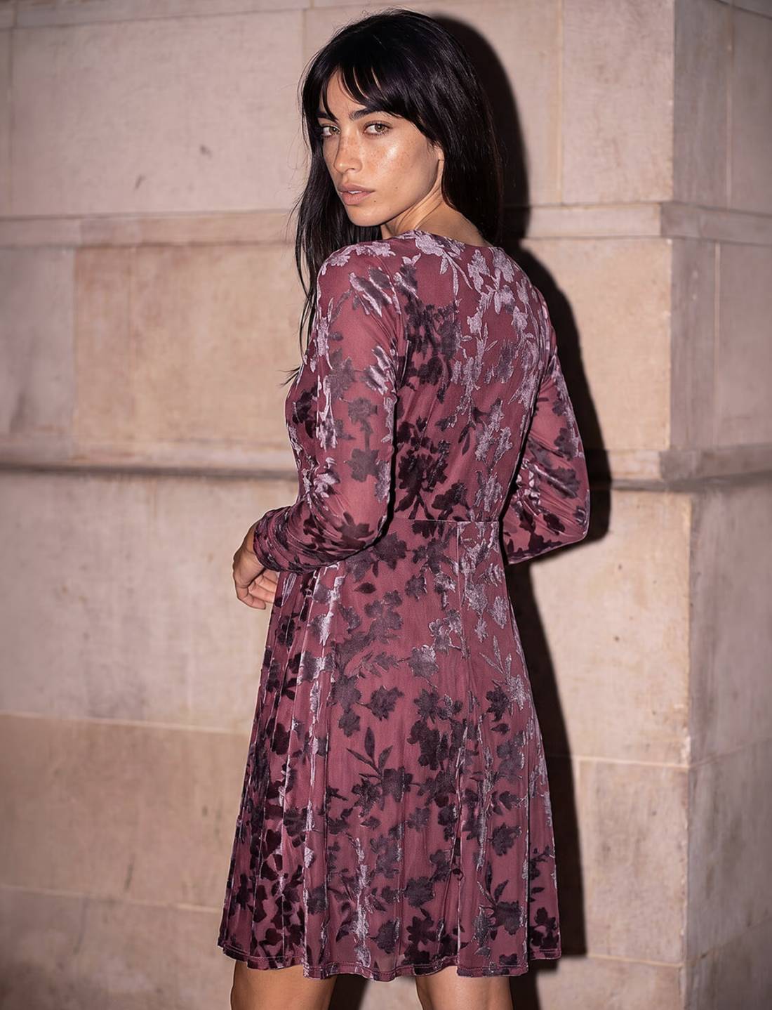 Romantic Autumn Outfits for Petites: The Lover Girl Edit