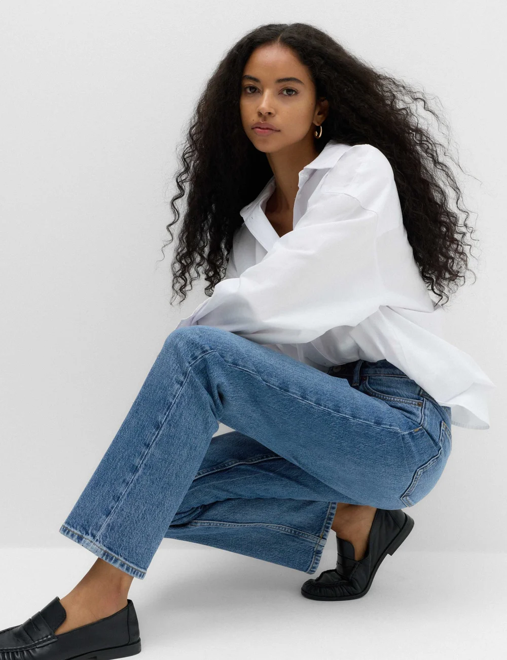 M&S medium indigo mid rise straight leg ankle length jeans