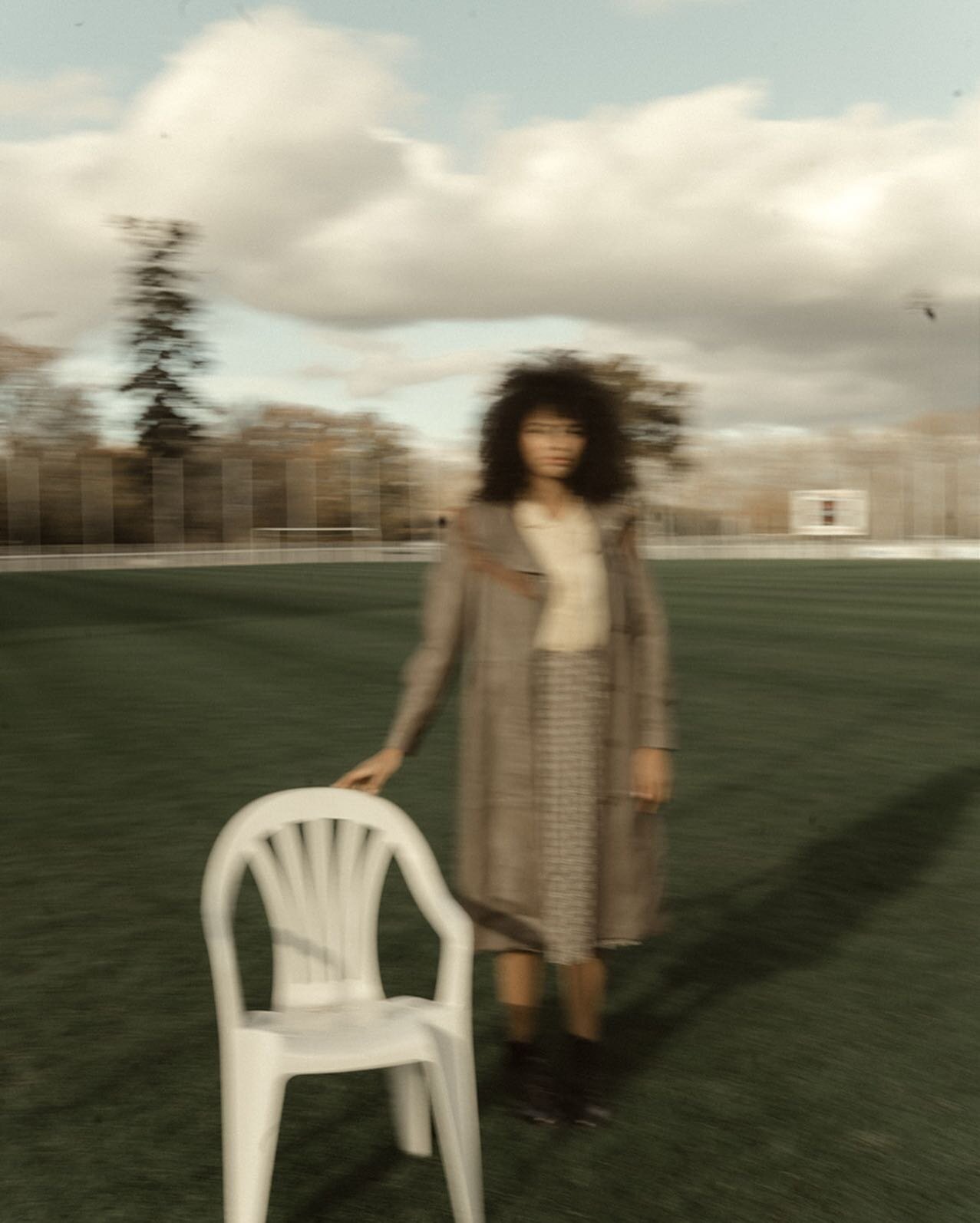 surrendering to the movements that move me.

Model : @inesbenyoussef 
Styled by : @enfant.sauvage 
MUA: @shoroukkuorohs 
.
.
.
#blurrypics #thepinklemonade #ourmag #777luckyfish #dreamermagazine #knowthismind
#homesickplaces #tendermag #headspacemag 