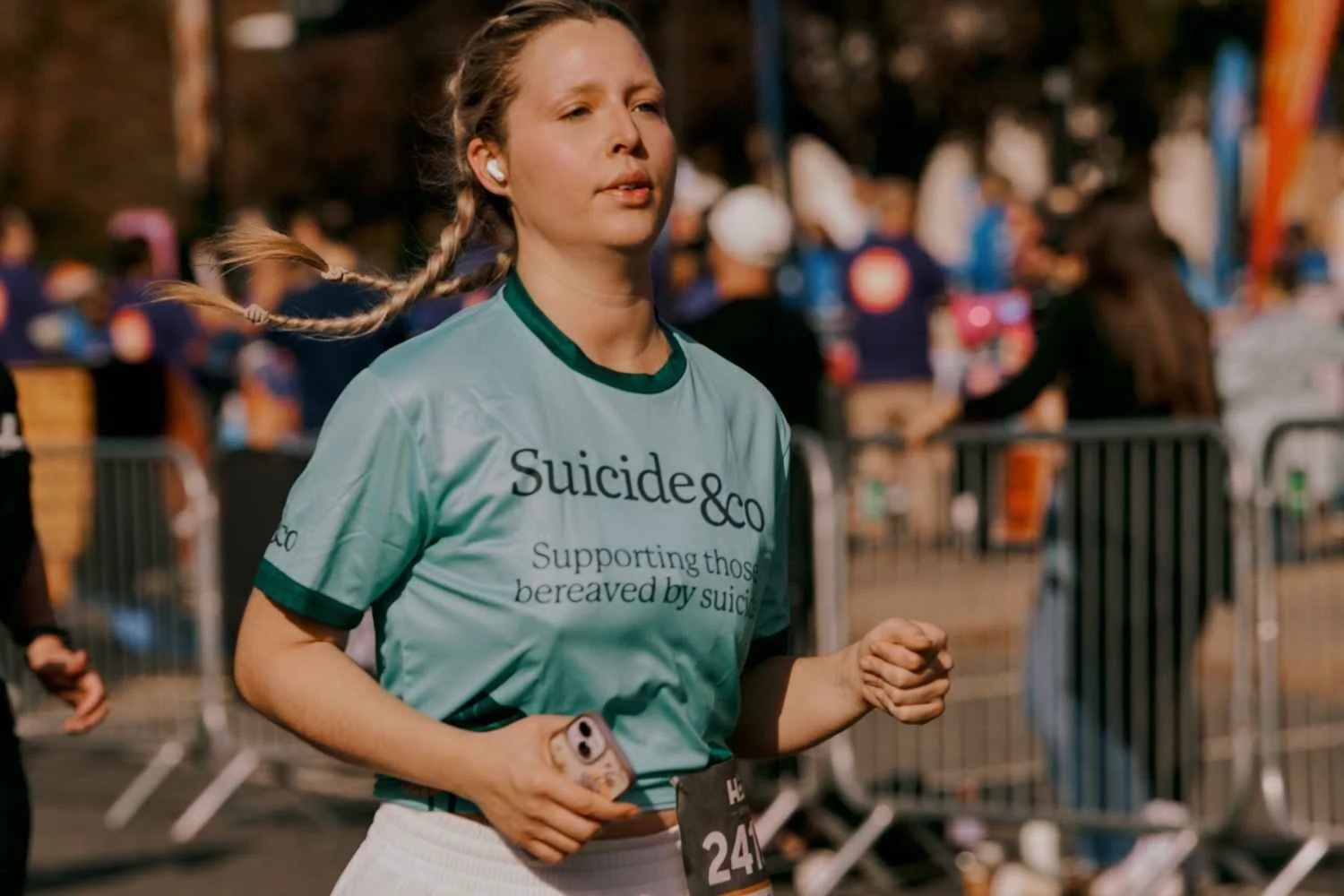 Close up shot of Suicide&Co runner mid race