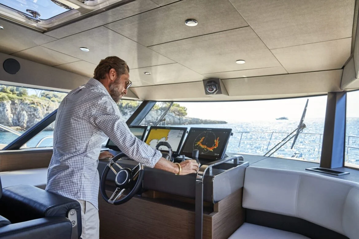 35 years on course: RLR Yachting &amp; Raymarine