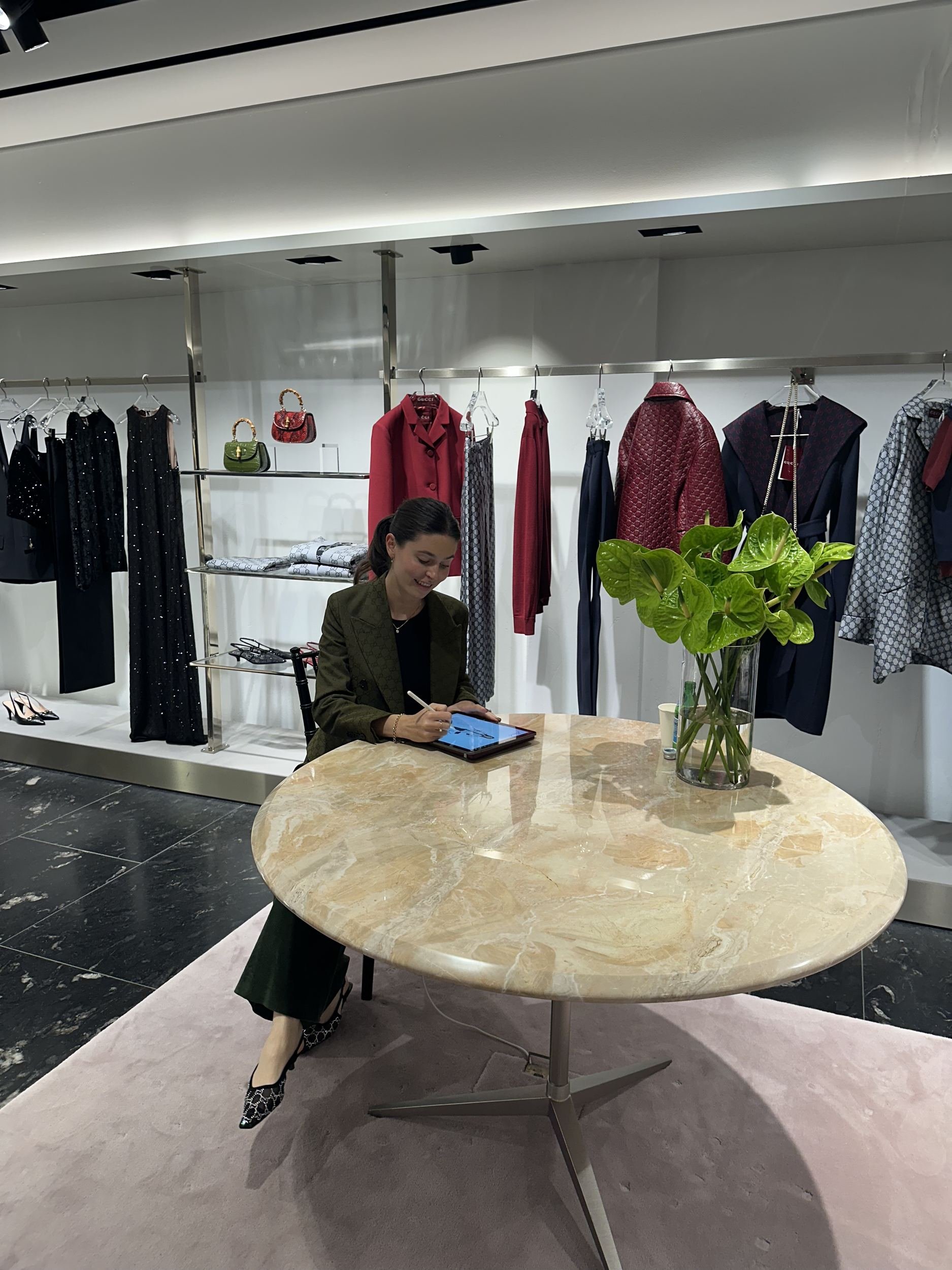 gucci-harrods-live-illustrator-at-work-2.jpg