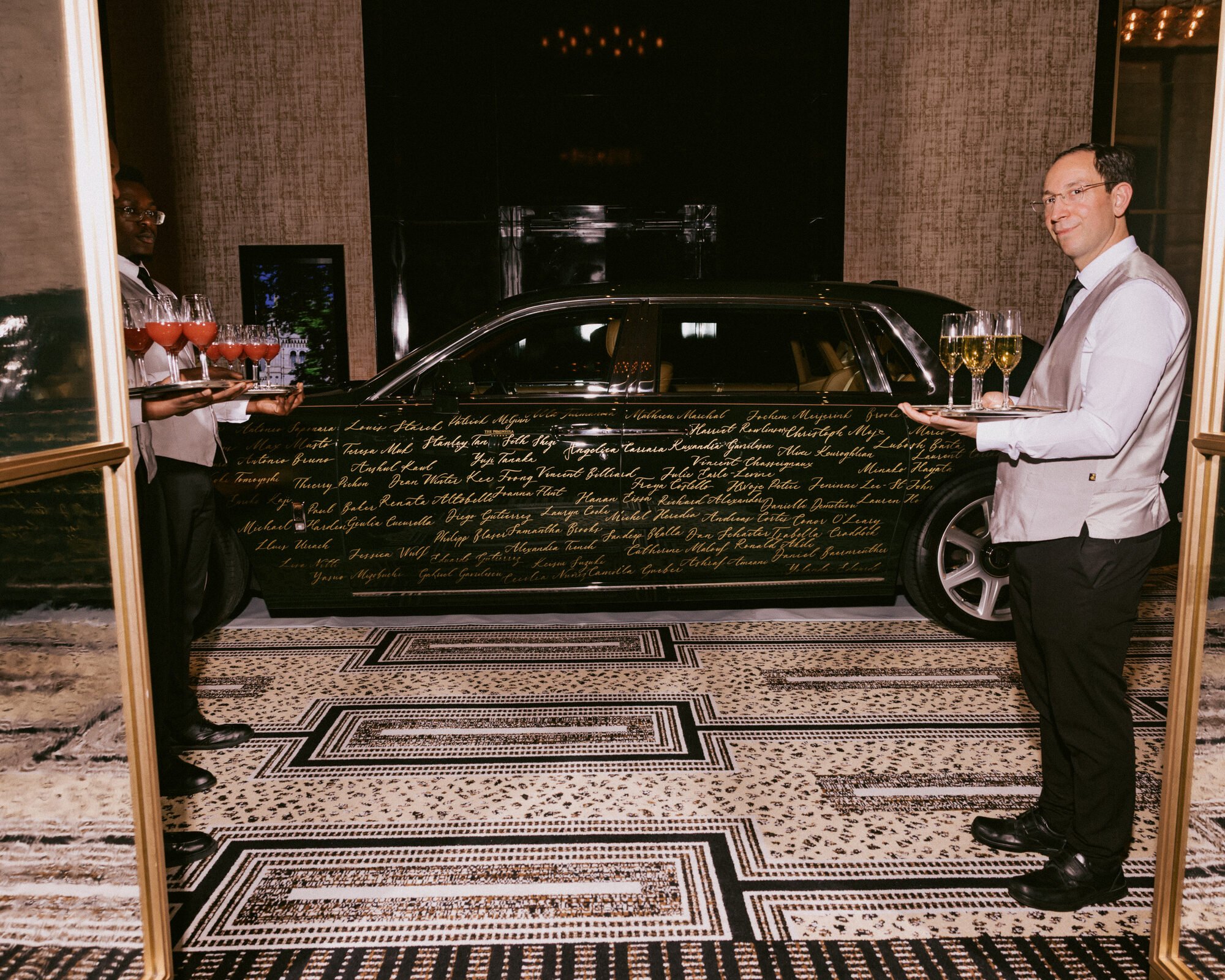 peninsula-london-rolls-royce-calligraphy-full-side-drinks-service.jpg