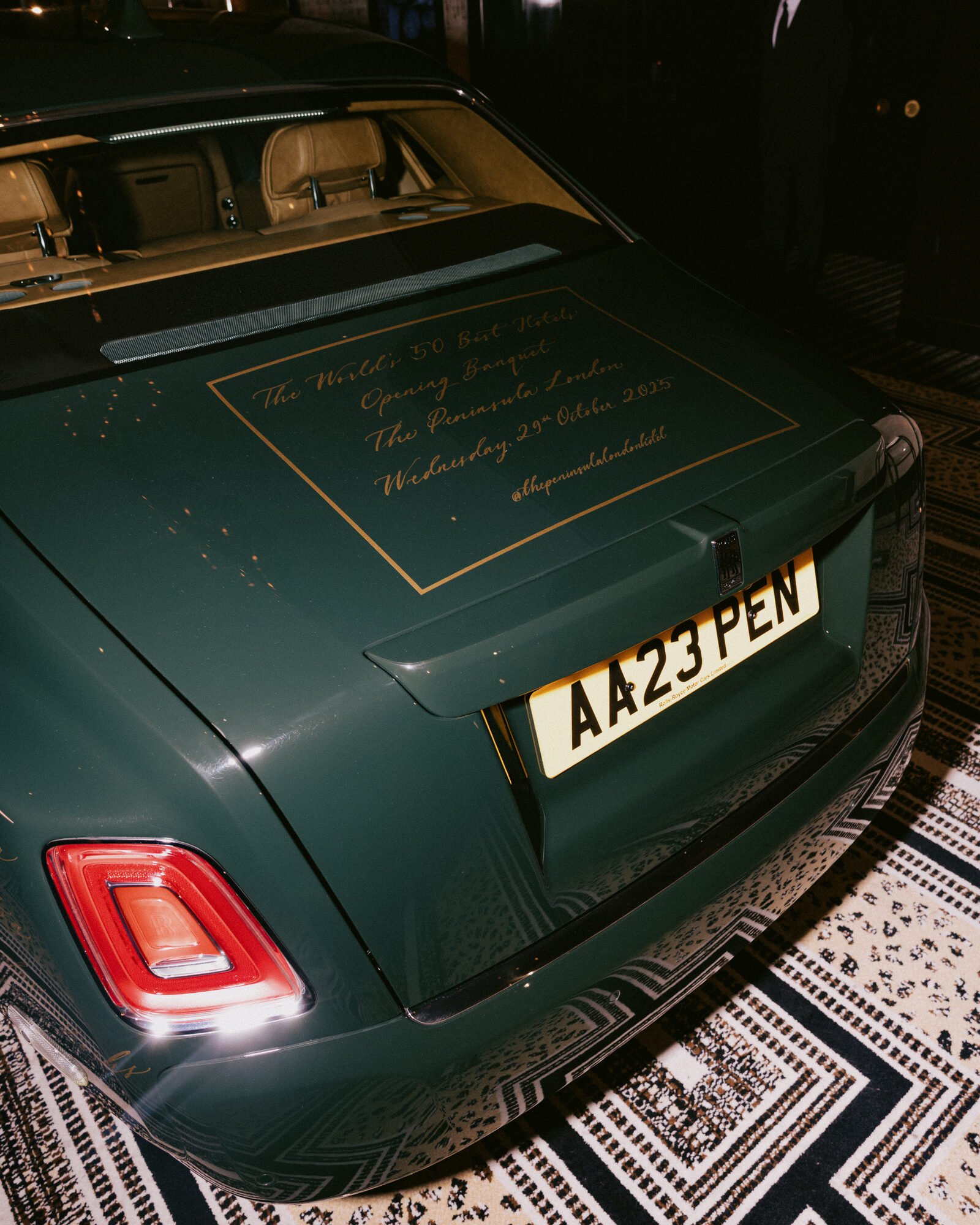 peninsula-london-rolls-royce-calligraphy-rear-worlds-50-best-hotels.jpg