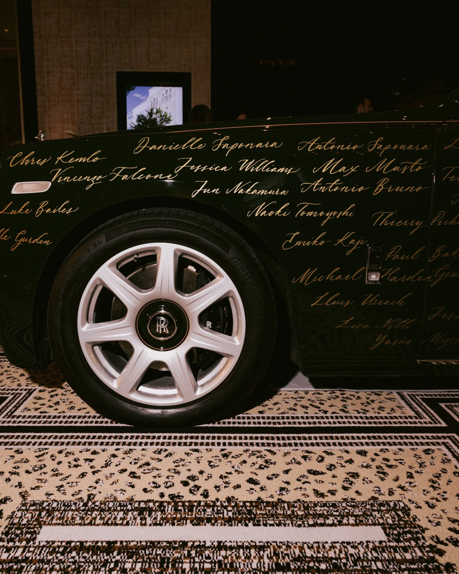 peninsula-london-rolls-royce-calligraphy-guest-names-side.jpg