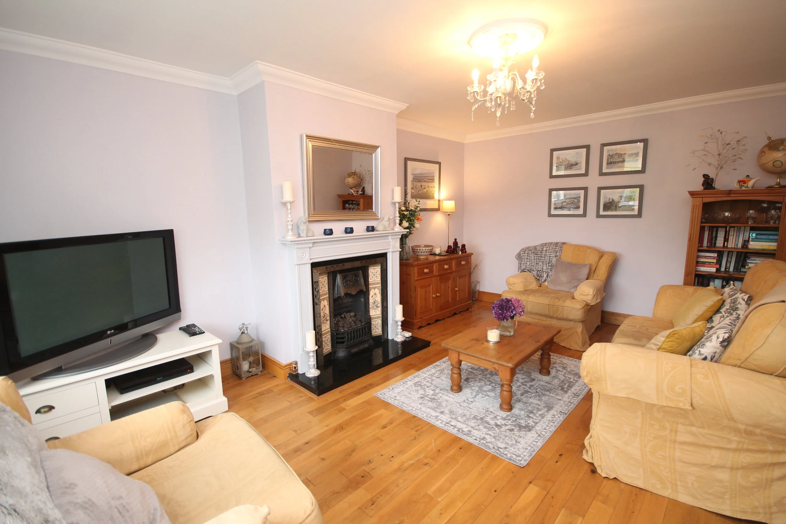 Sitting Room.JPG