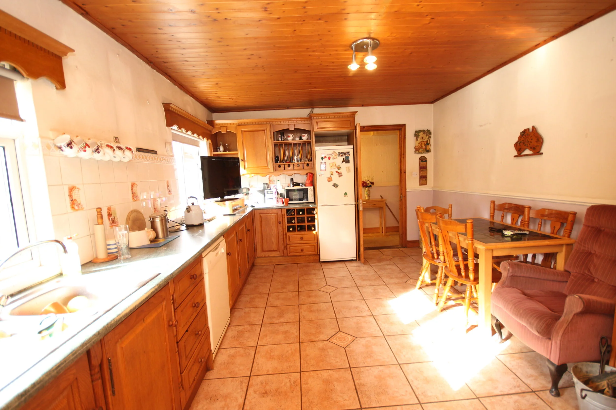 Kitchen.JPG