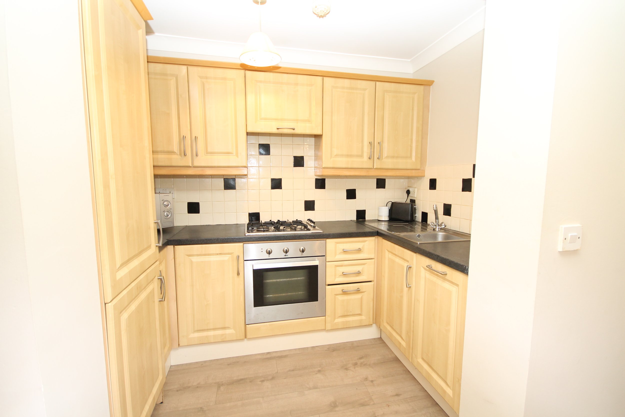 Apt 61 Millfield - For Sale - Kitchen.JPG