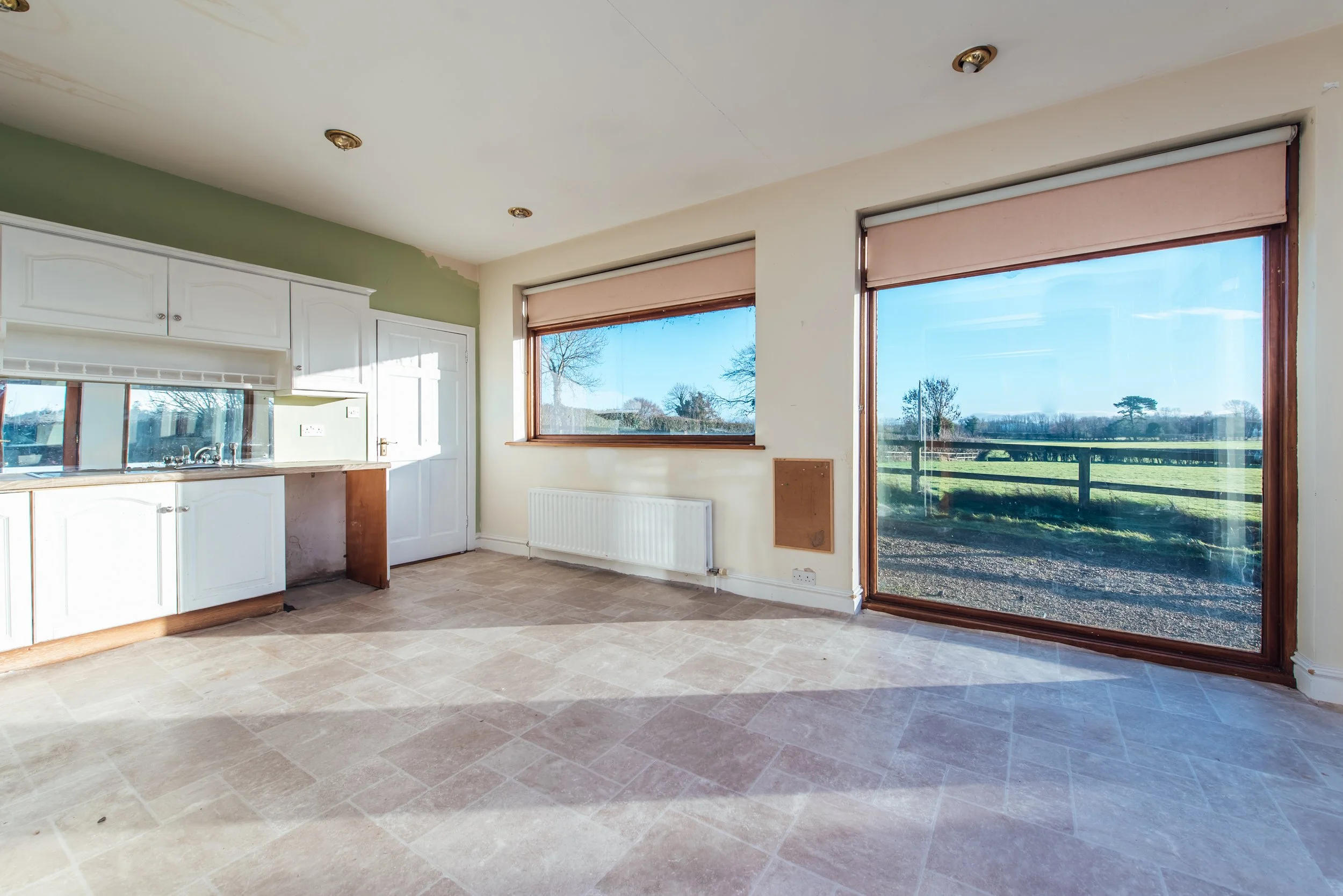 Bungalow at Sunnyhill, Kilcullen, Co. Kildare on c. 5 Acres — Jordan Auctioneers
