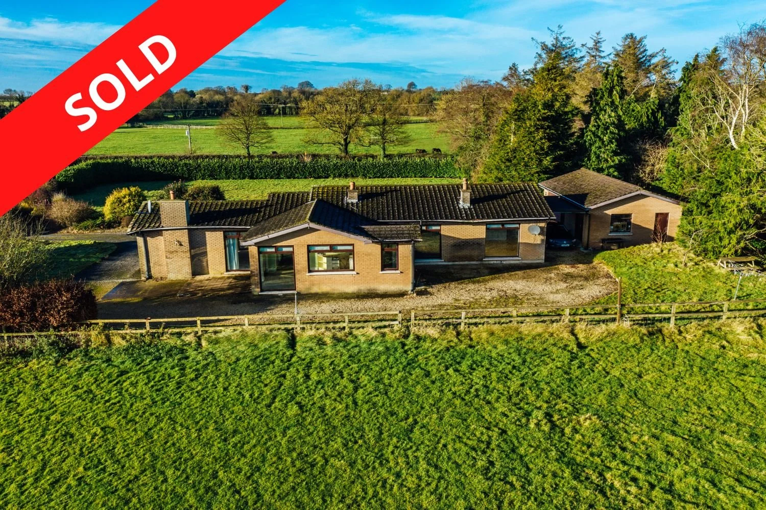 Bungalow at Sunnyhill, Kilcullen, Co. Kildare on c. 5 Acres — Jordan Auctioneers