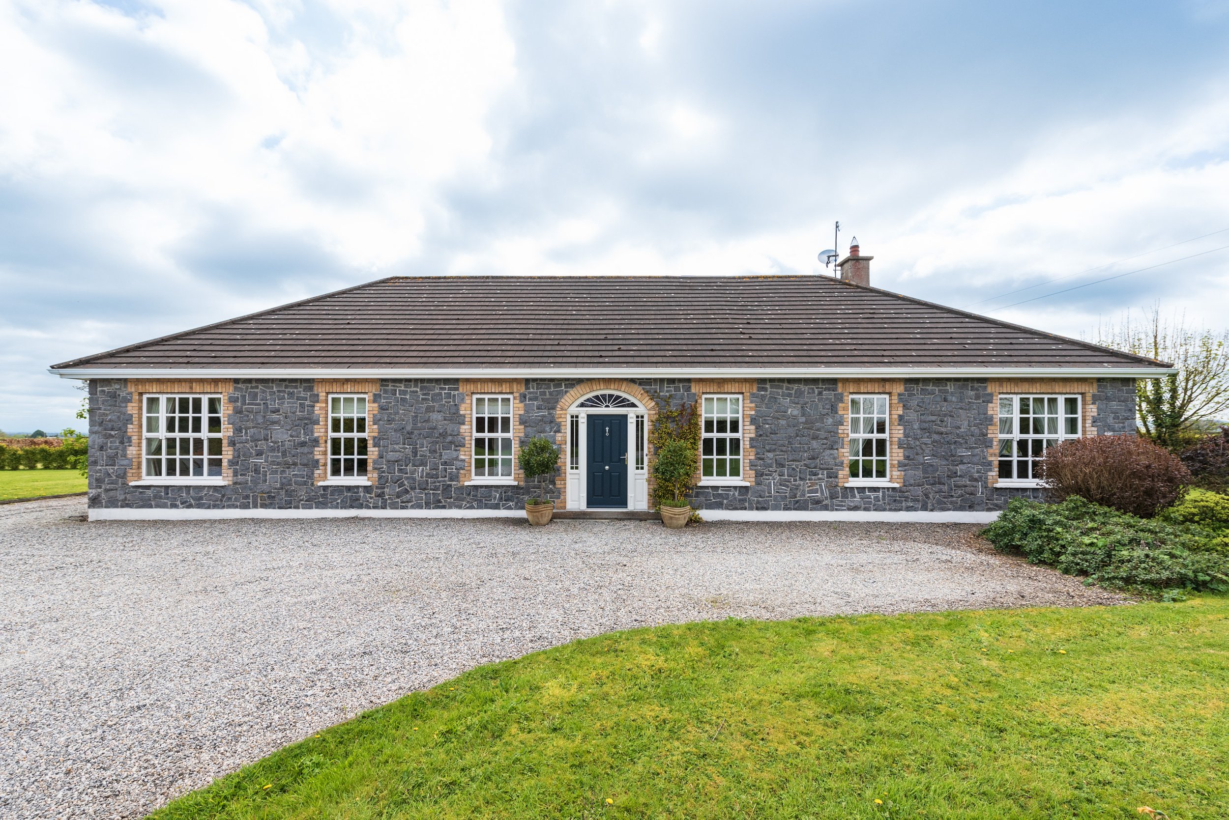 For Sale - Coolbanagher, Emo, Portlaoise, Co. Laois (1).jpg