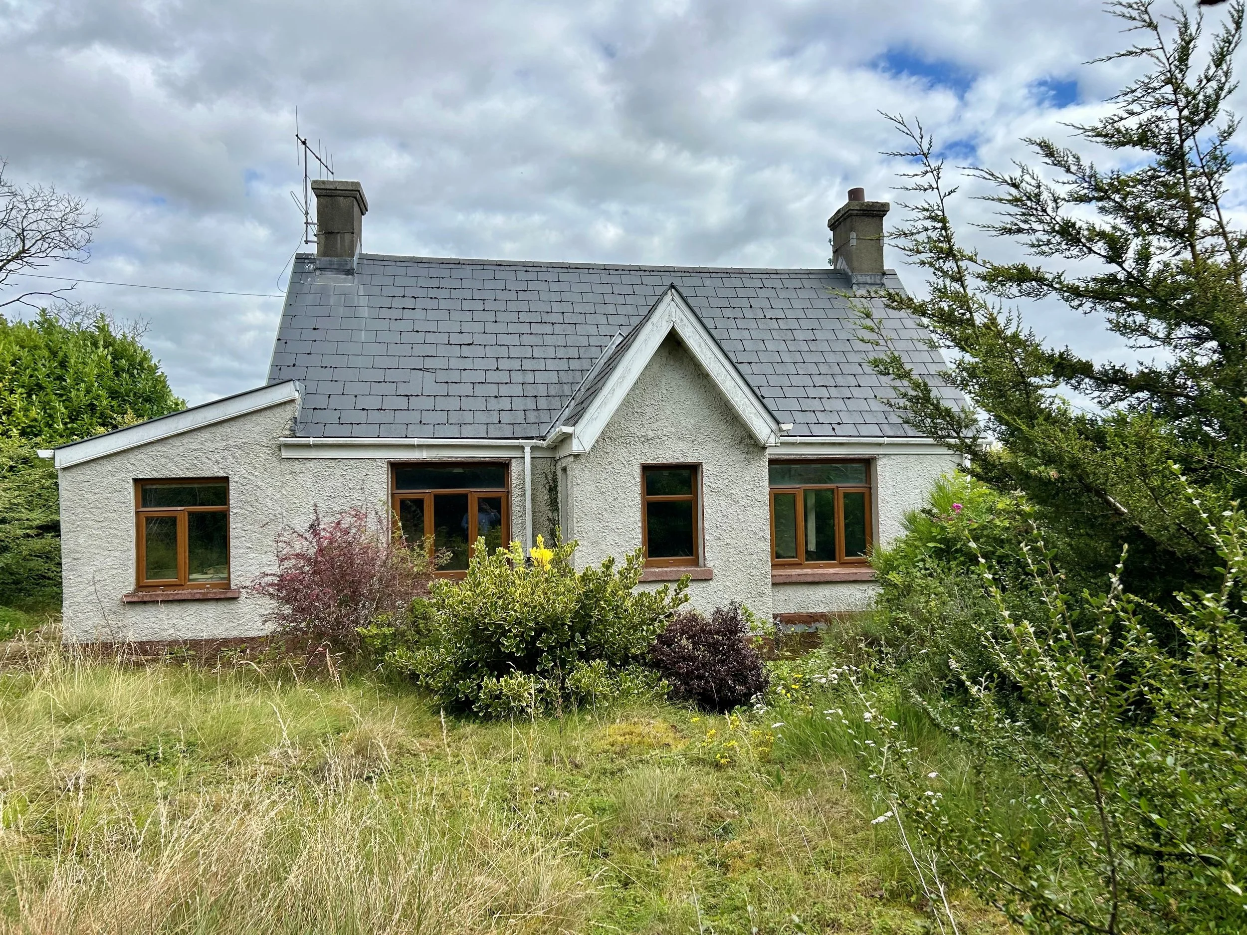 Cottage external.jpg