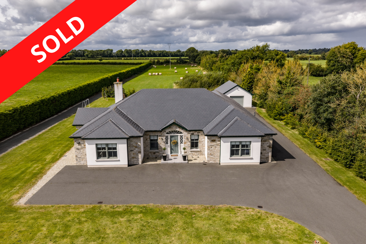 Sale Agreed, Sold, Let Agreed, Let (4).png