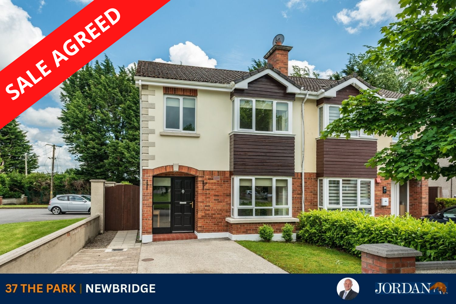 SALE AGREED, 37 The Park.png