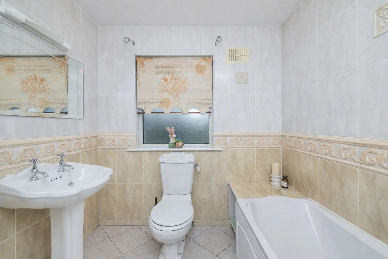 Bathroom AI, 7 Park Rd.jpg