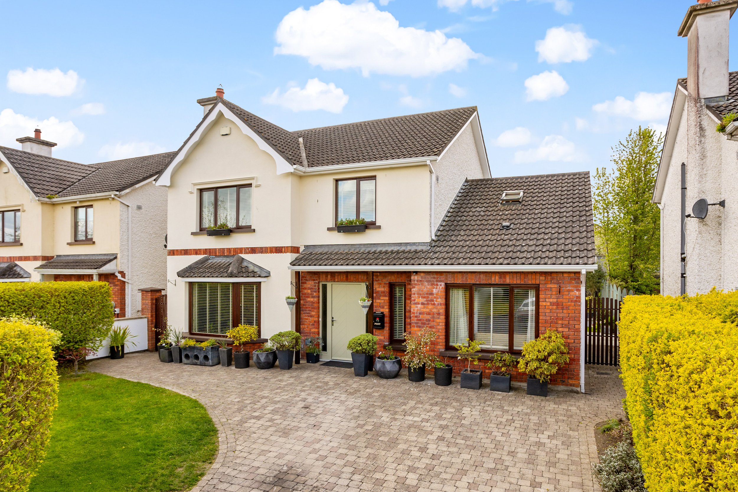 JO - 14 Bridgeview Gardens Dún Brinn Athy-1.JPG