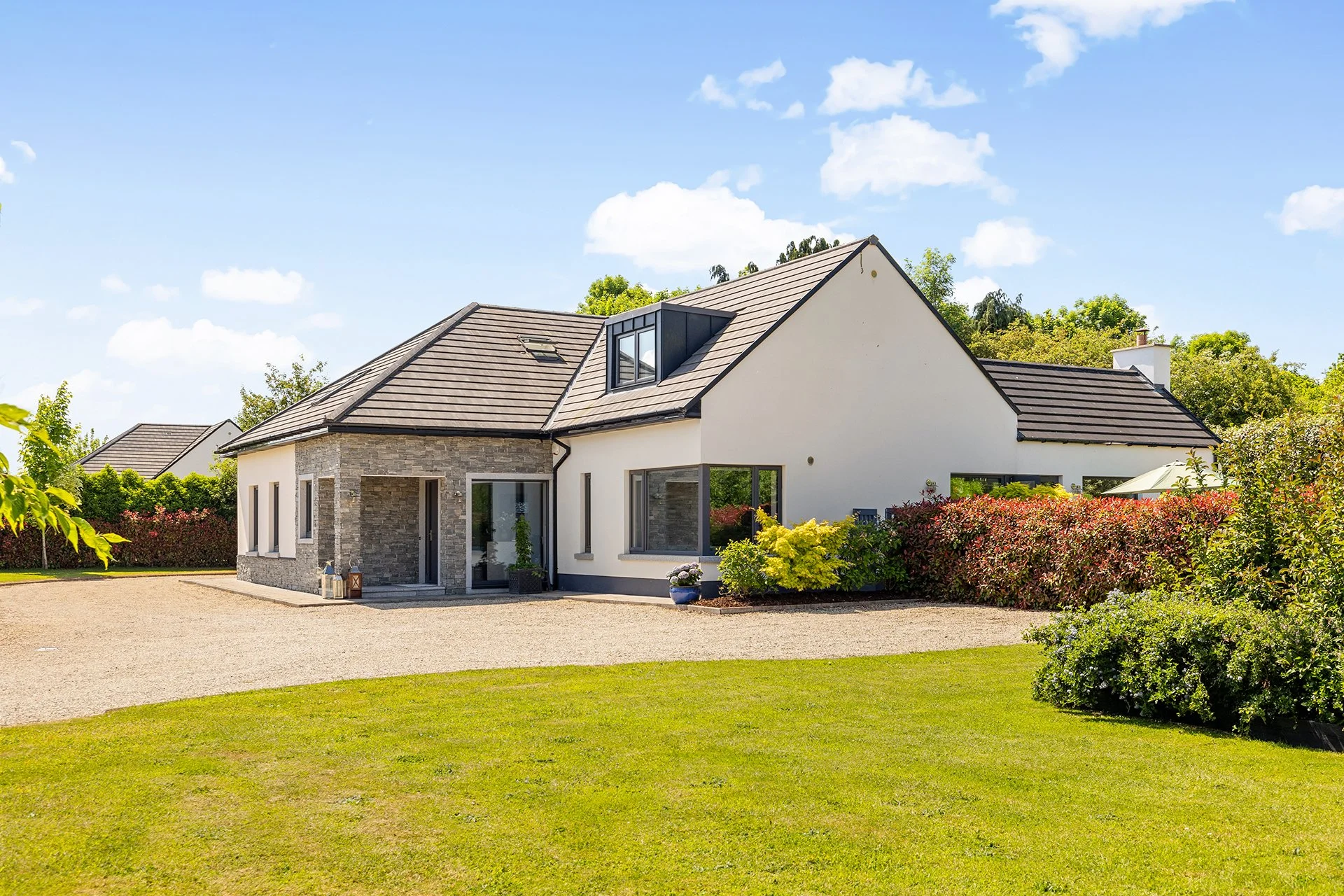 2 Grangemore Manor_1.jpg