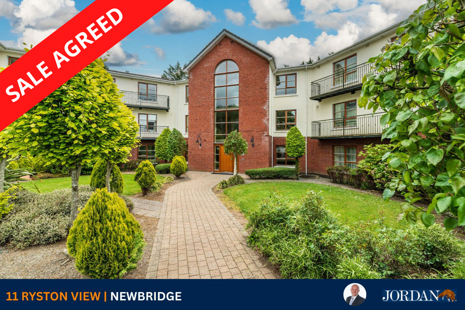 Sale Agreed, 11 Ryston View.png