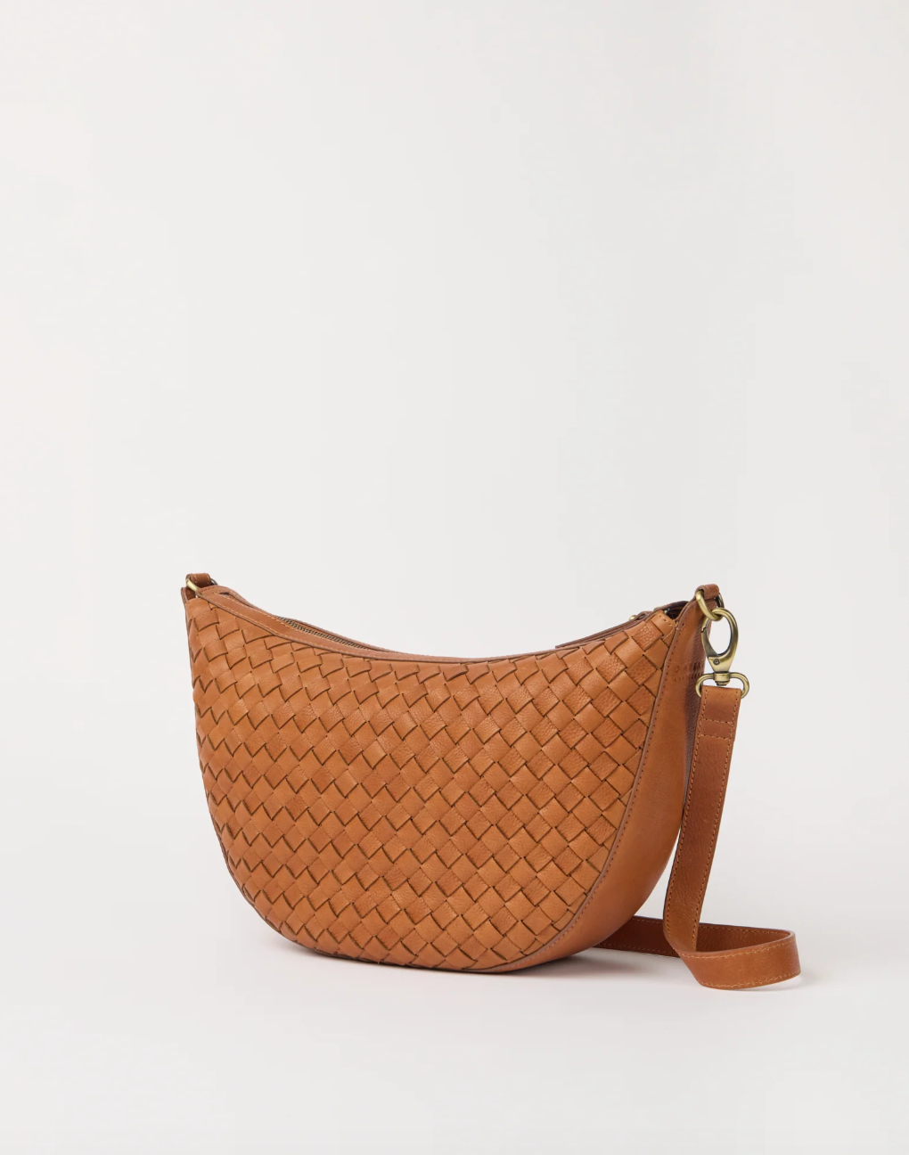 leo maxi woven schuin.png
