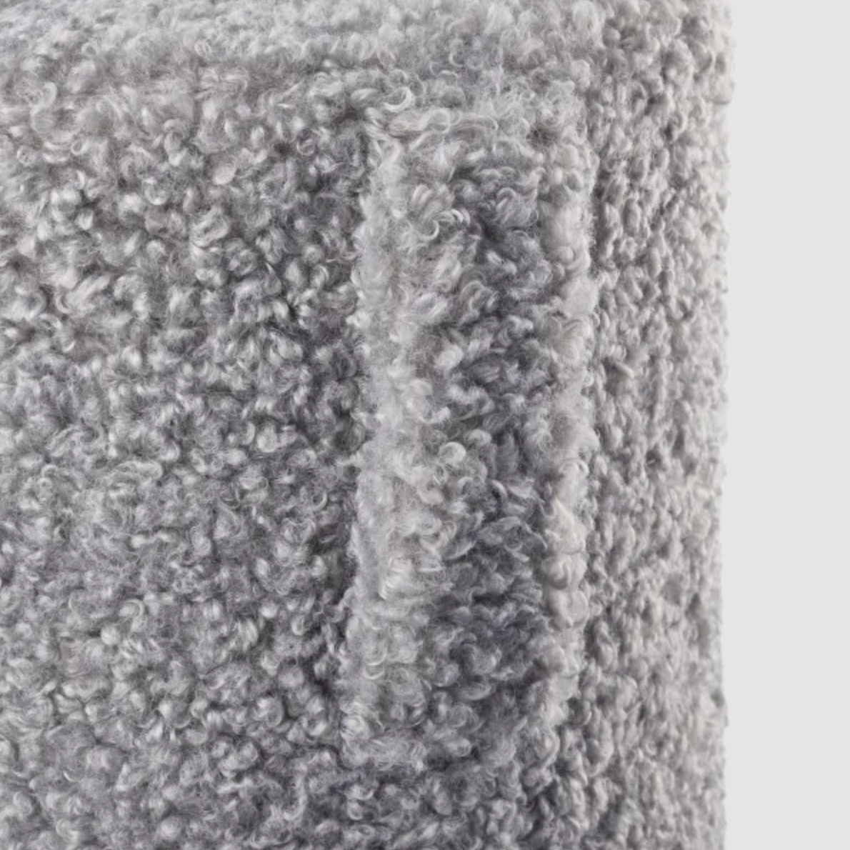 pouf sharkskin detail.png