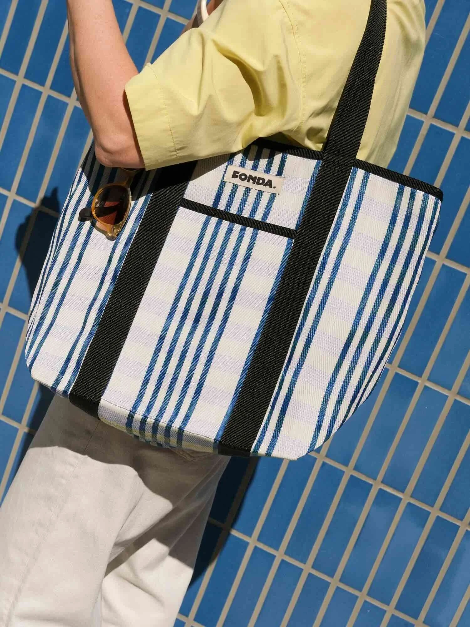 FONDA_Shopper_Lifestyle_4.jpeg