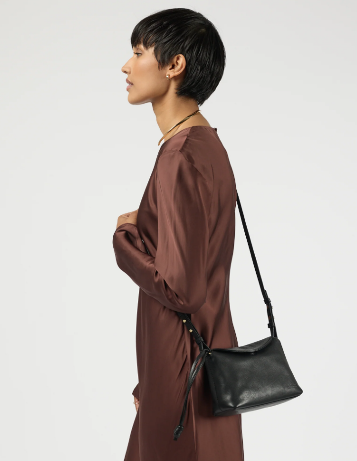 sienna mini black aan lange riem 2.png